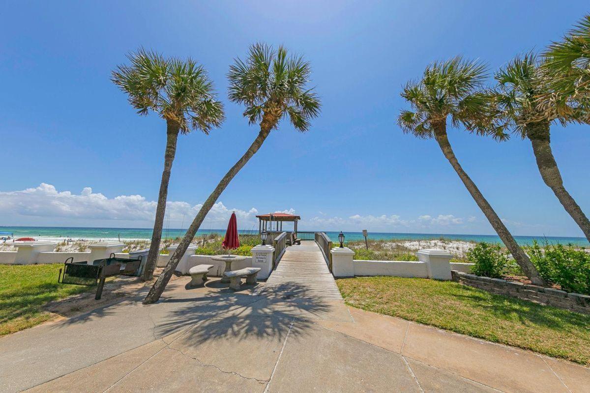 El Matador 453 By Alicia Hollis Open Updated Holiday home *