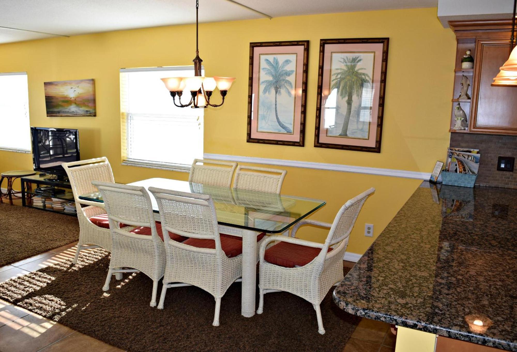 El Matador 469 By Alicia Hollis Open Apr 1 Holiday home Fort Walton Beach