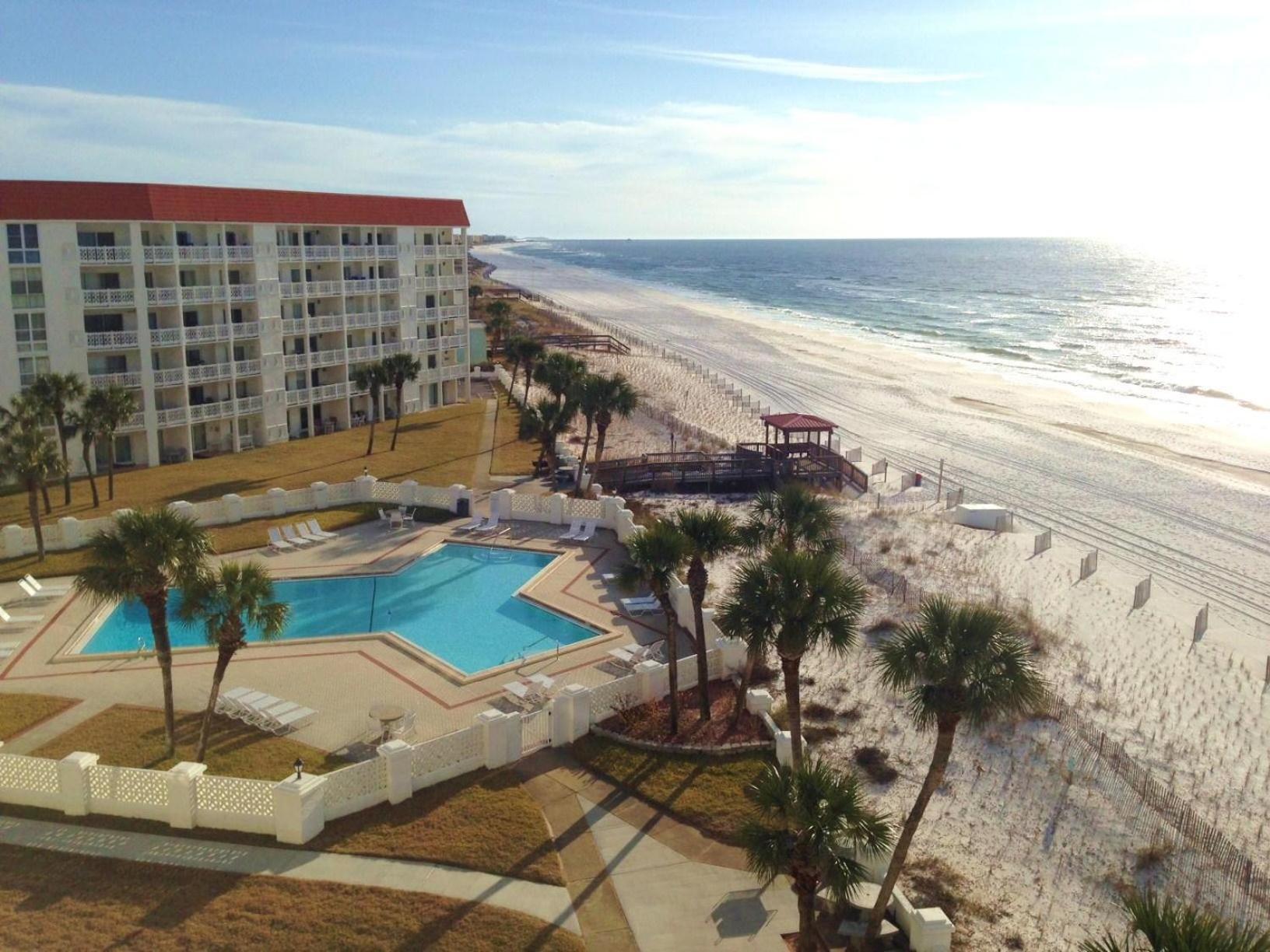 El Matador 469 By Alicia Hollis Open Apr 1 Holiday home