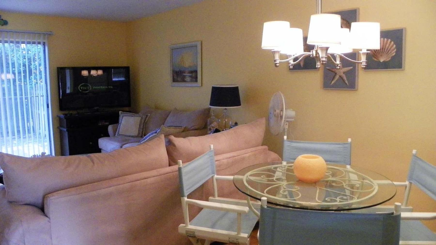 Island Winds 102 By Alicia Hollis Across The Holiday home