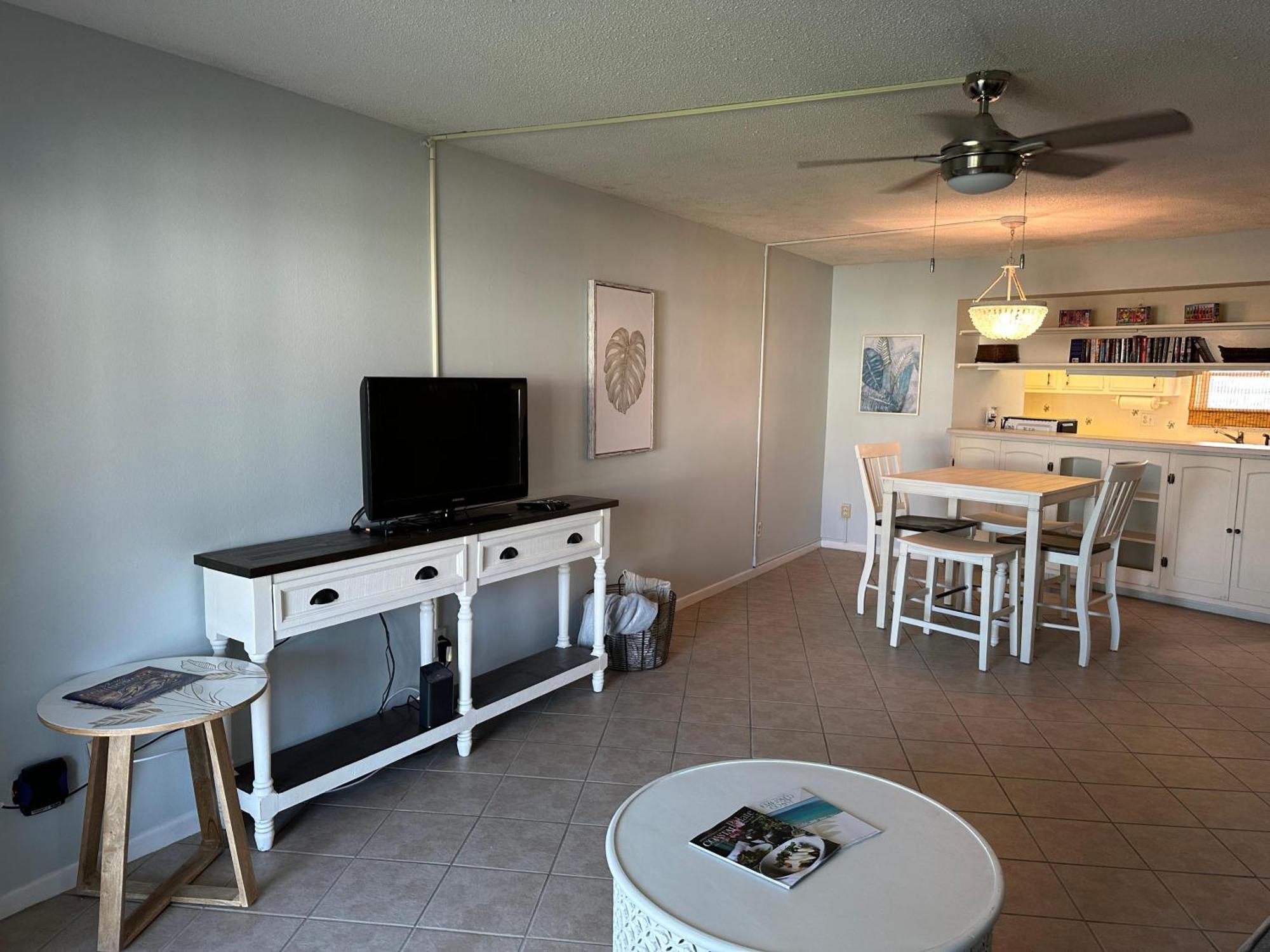 El Matador 245 By Alicia Hollis Open Now * Fort Walton Beach