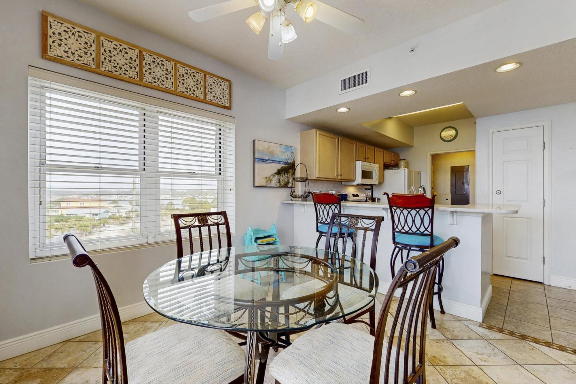Waters Edge 501 Apartment