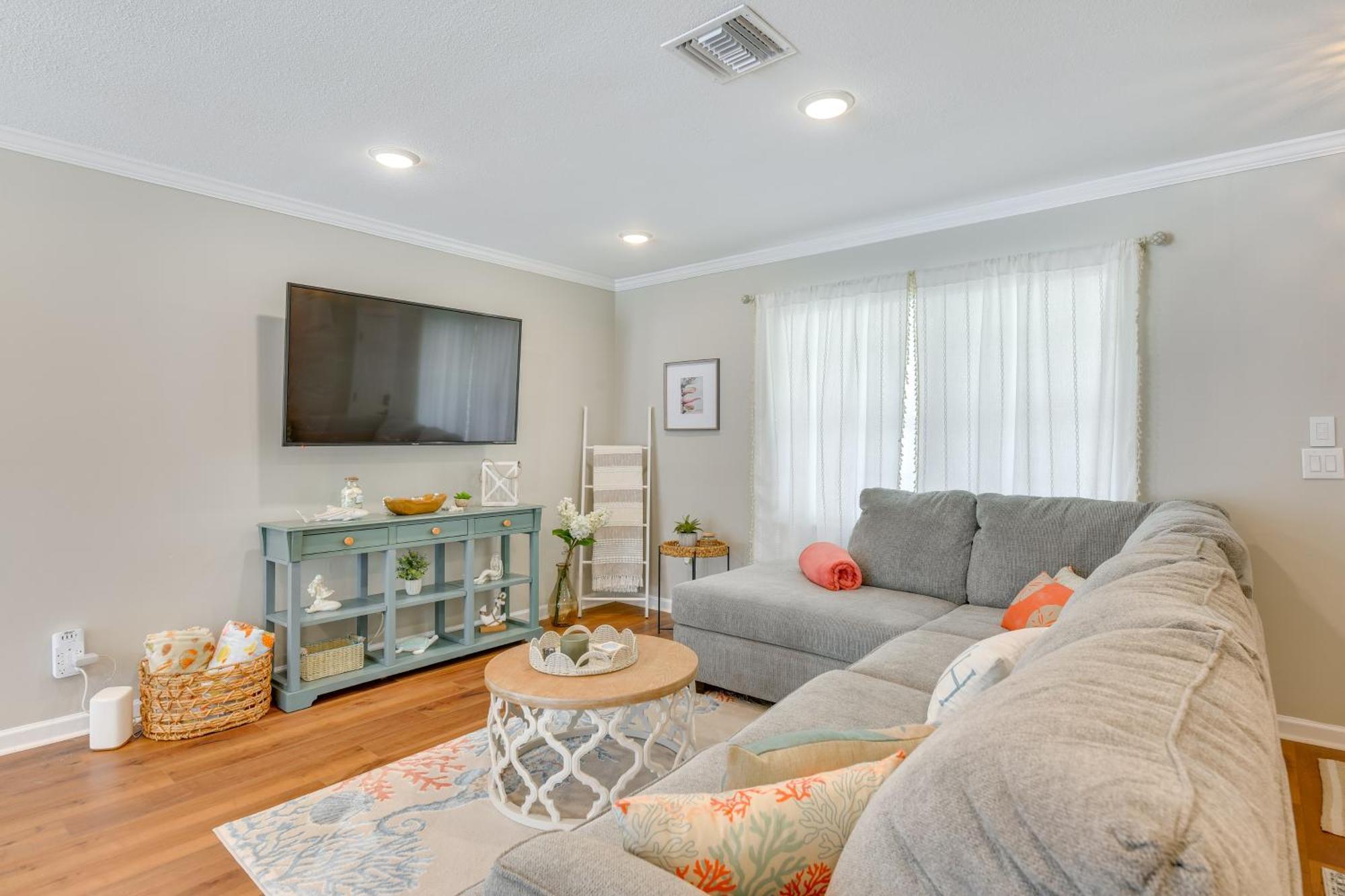 2 Mi To Shore Modern Retreat In Walton Holiday home Fort Walton Beach