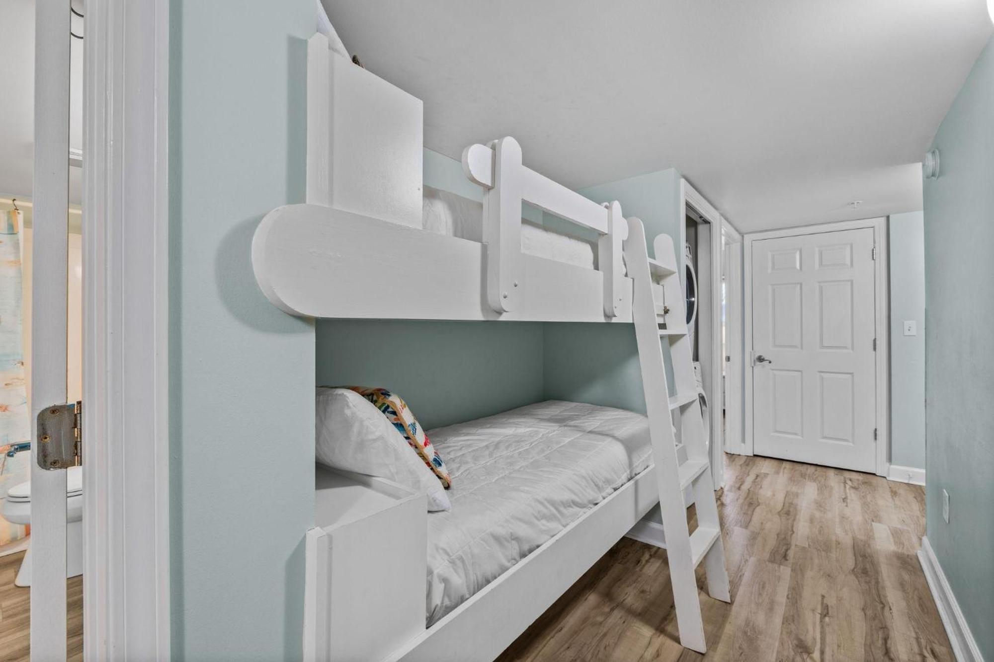 Pelican Isle 218 Apartment Fort Walton Beach