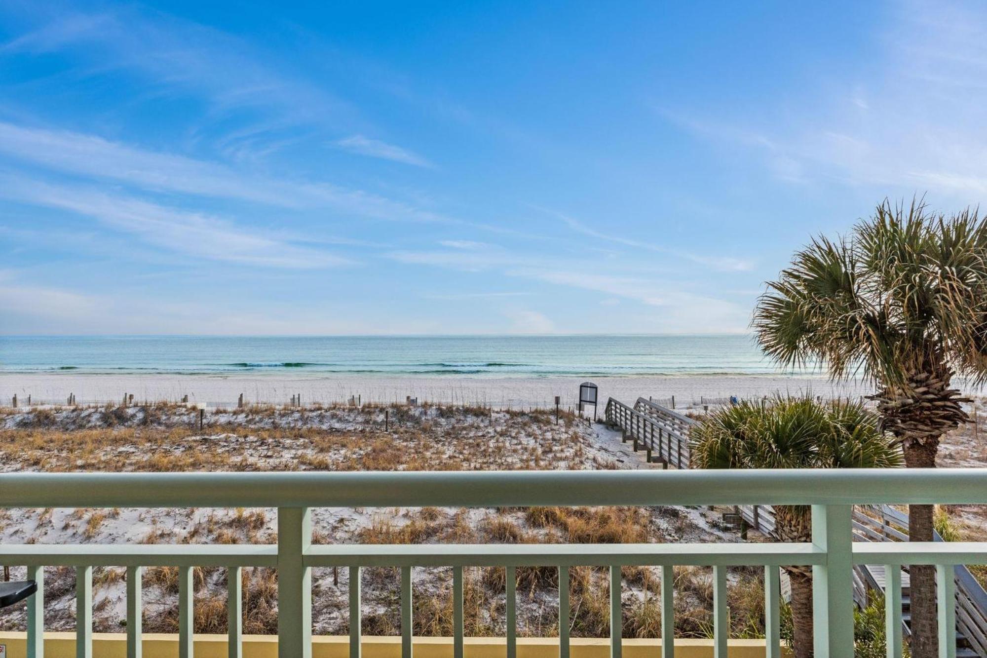 Pelican Isle 218