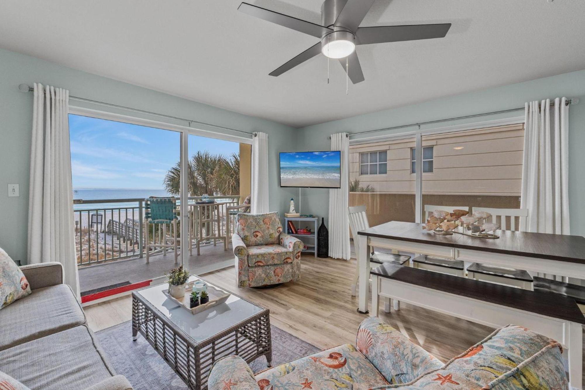 Pelican Isle 218 *