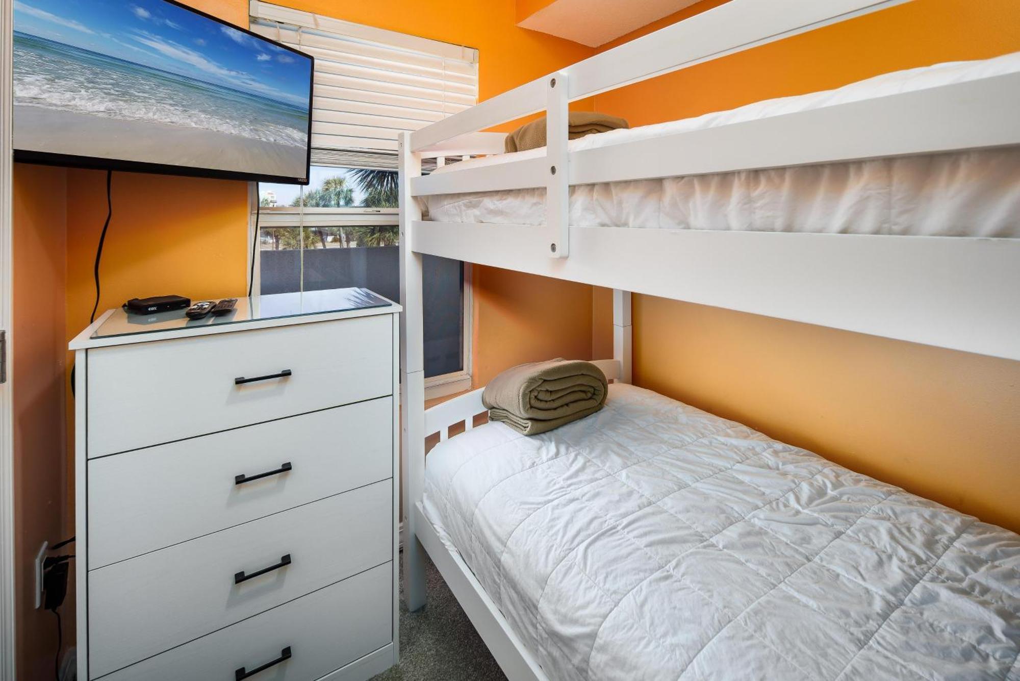 Apartment Gulf Dunes 208 - Coastline Currents Fort Walton Beach