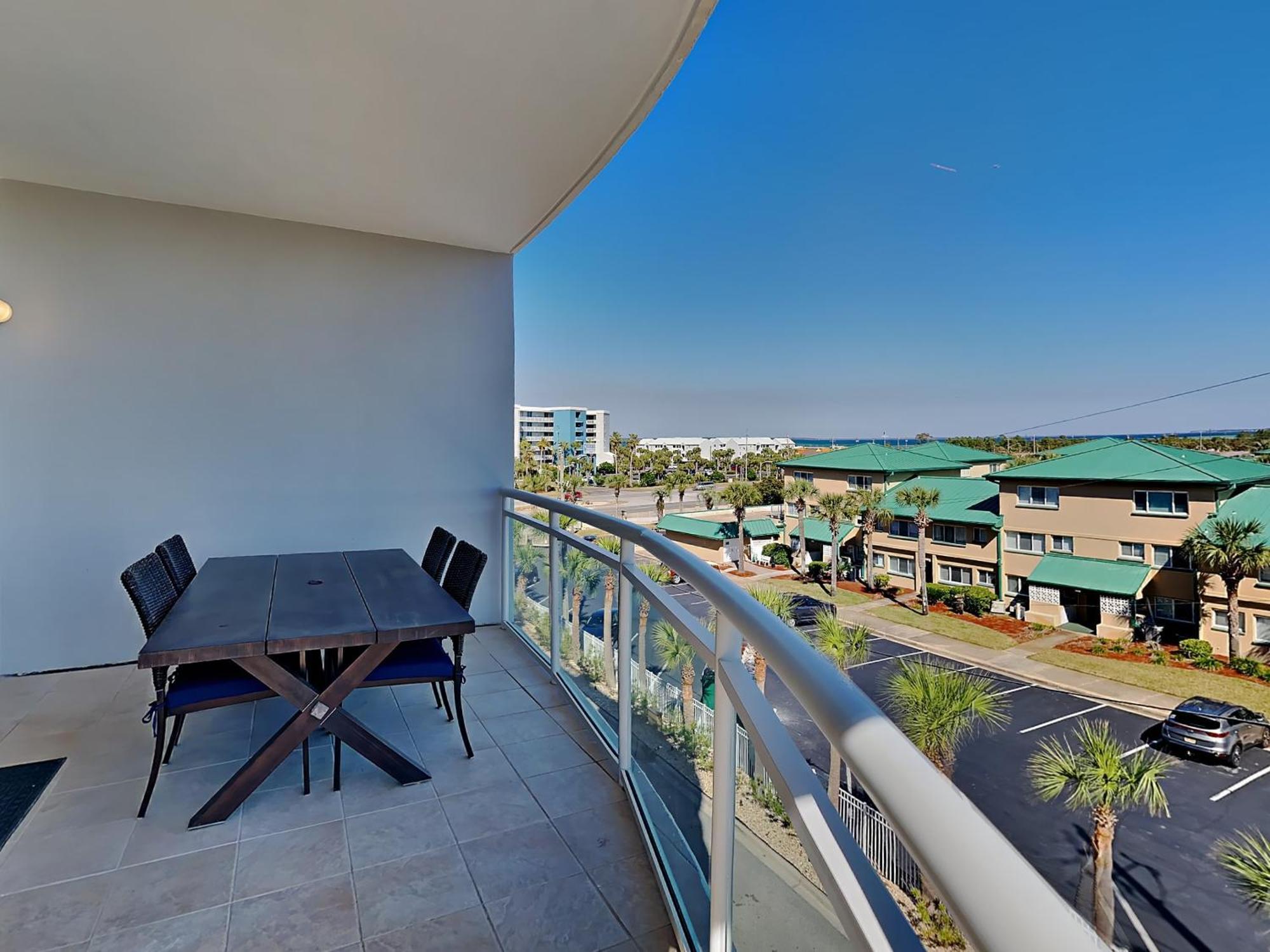 Destin West 401