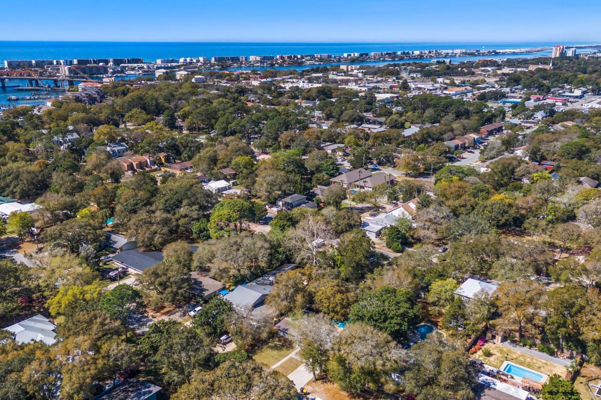 4br W Private Pool & Fire Pit - 2 Mi To * Fort Walton Beach