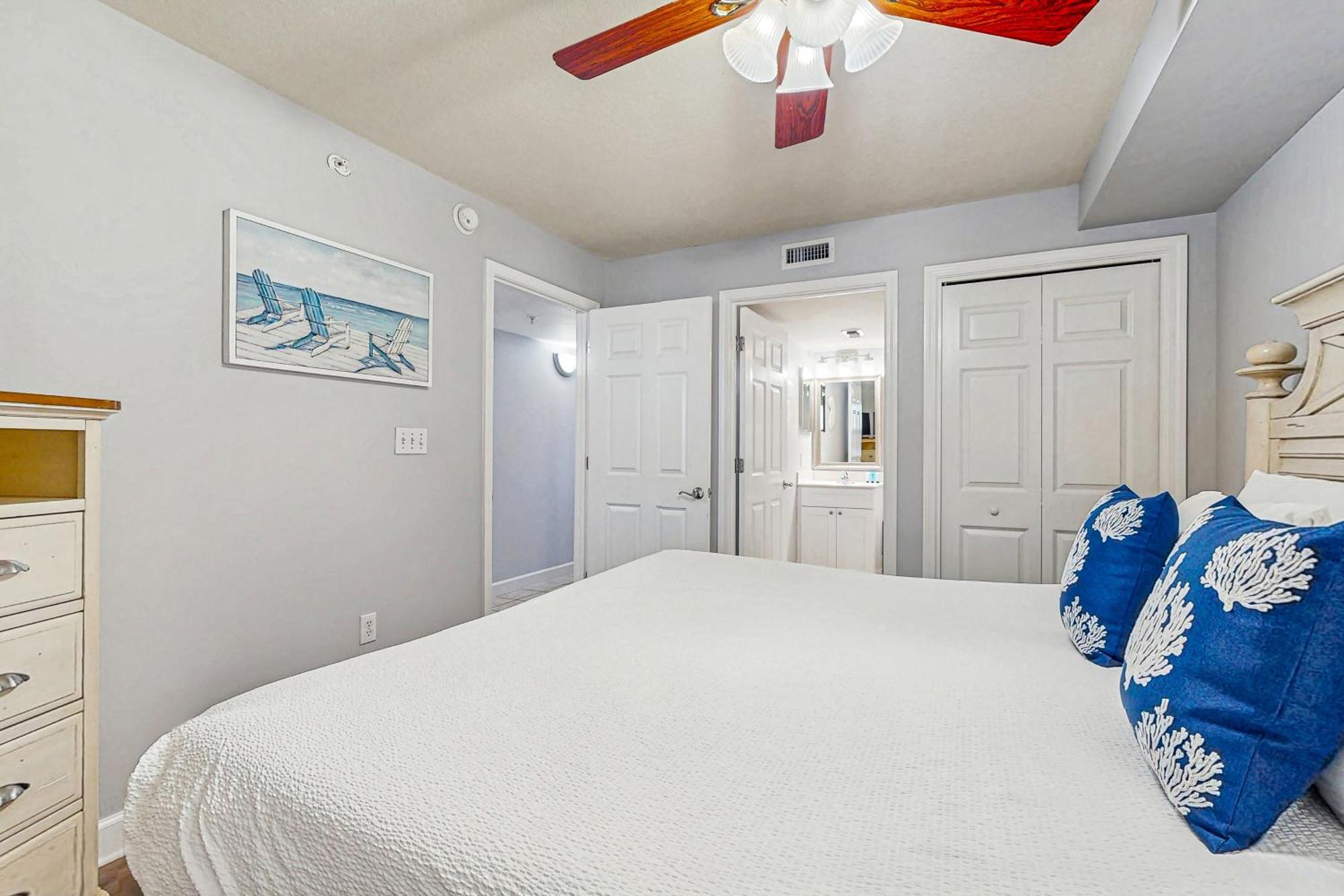 Apartment Pelican Isle 409 *