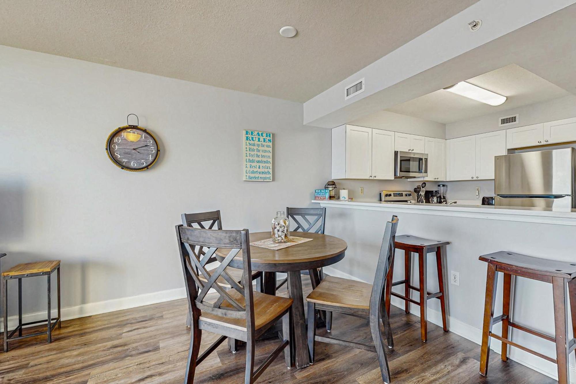 Pelican Isle 409 Apartment *