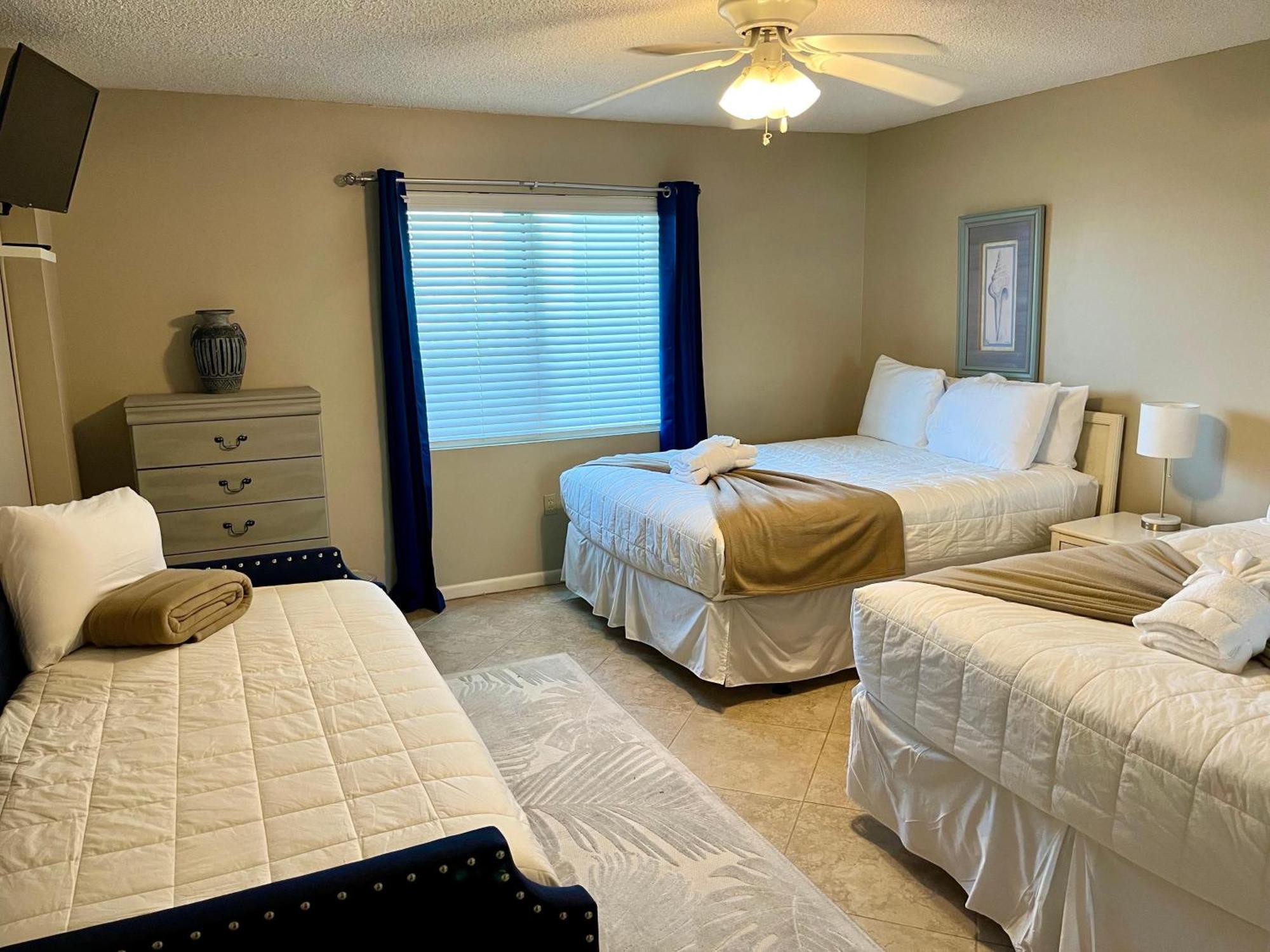 Surf Dweller 502 Apartment