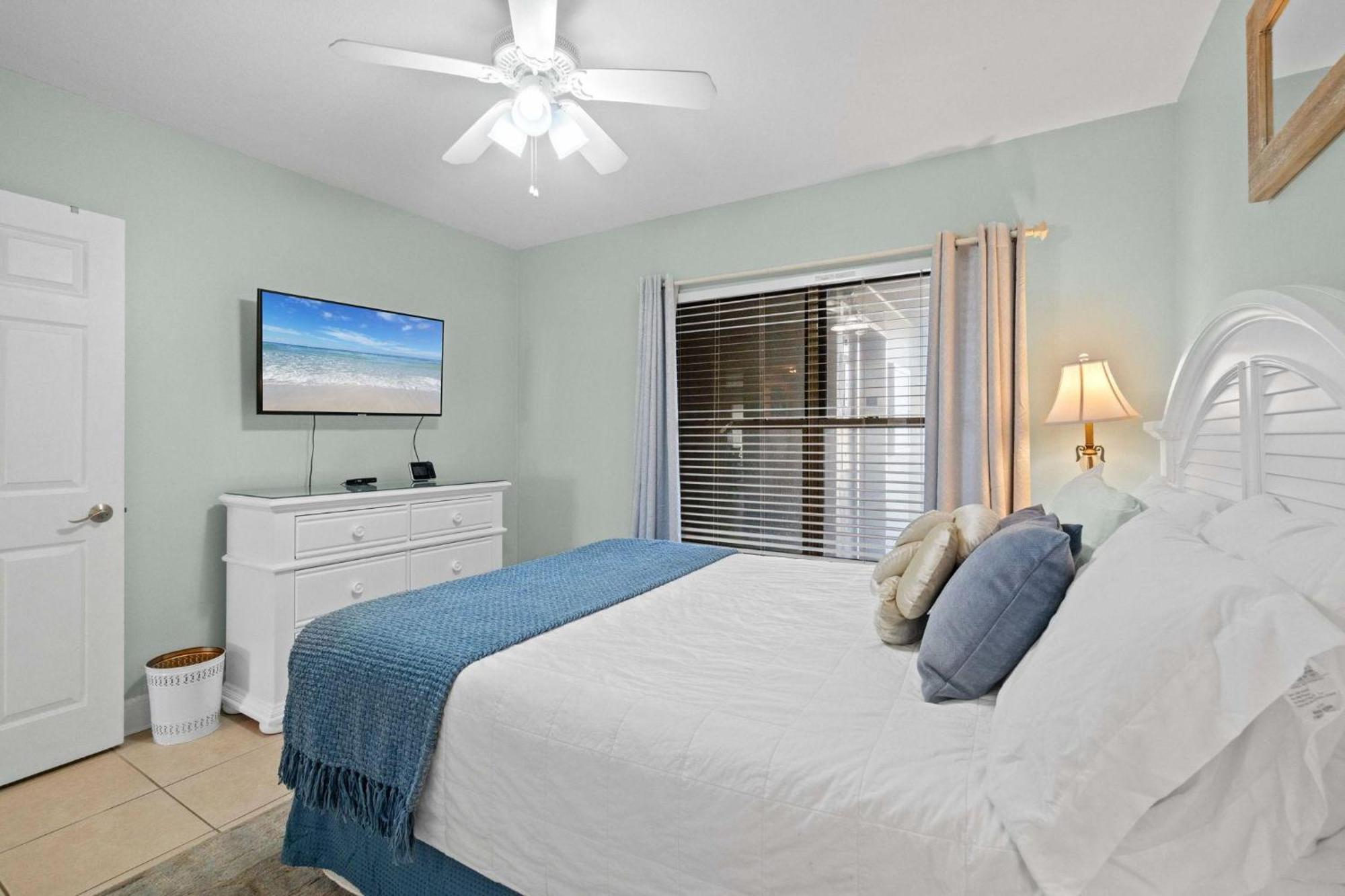 Apartment Emerald Towers West 1006 - Breezy Beachcomber *