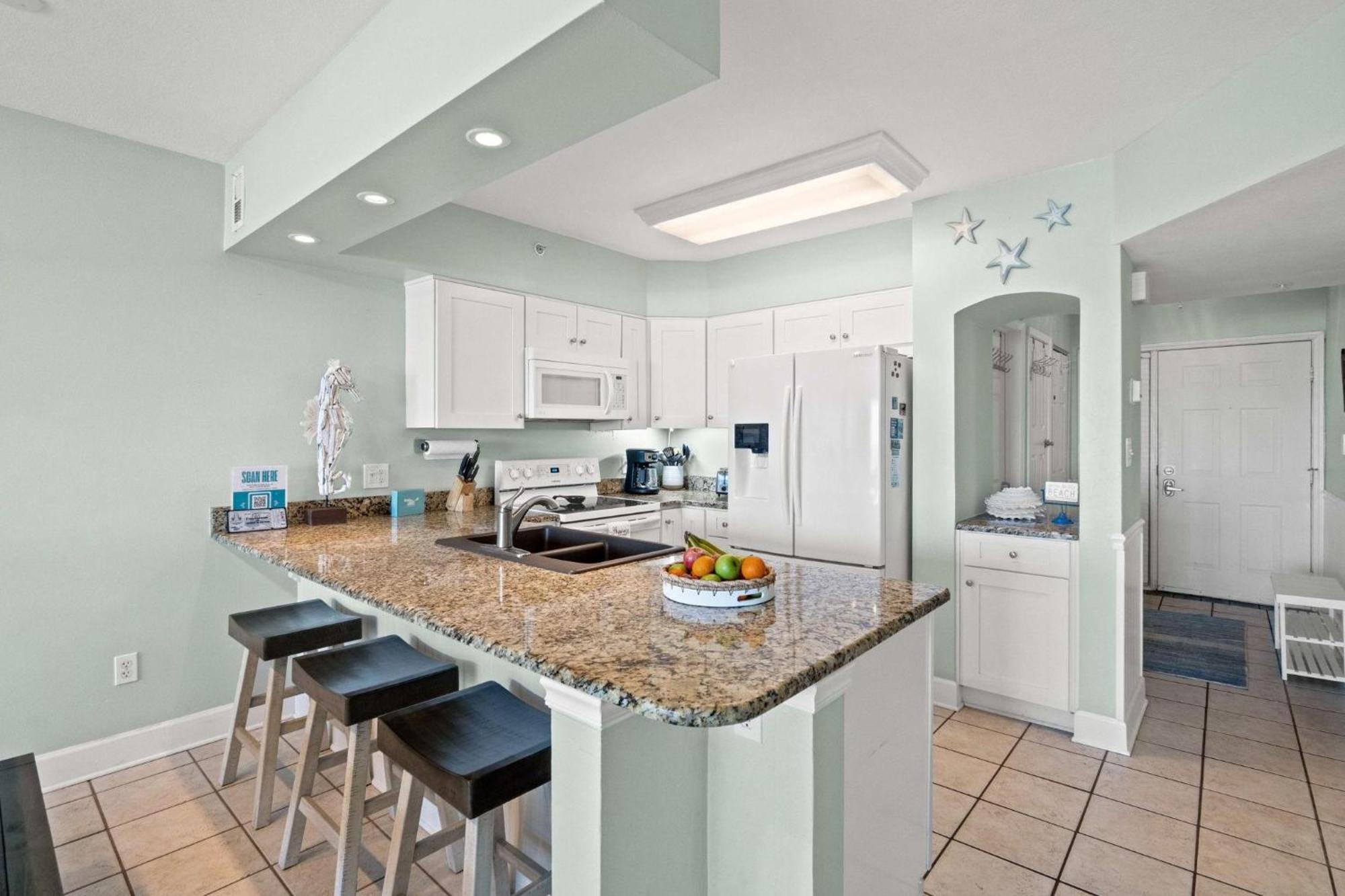 Apartment Emerald Towers West 1006 - Breezy Beachcomber *
