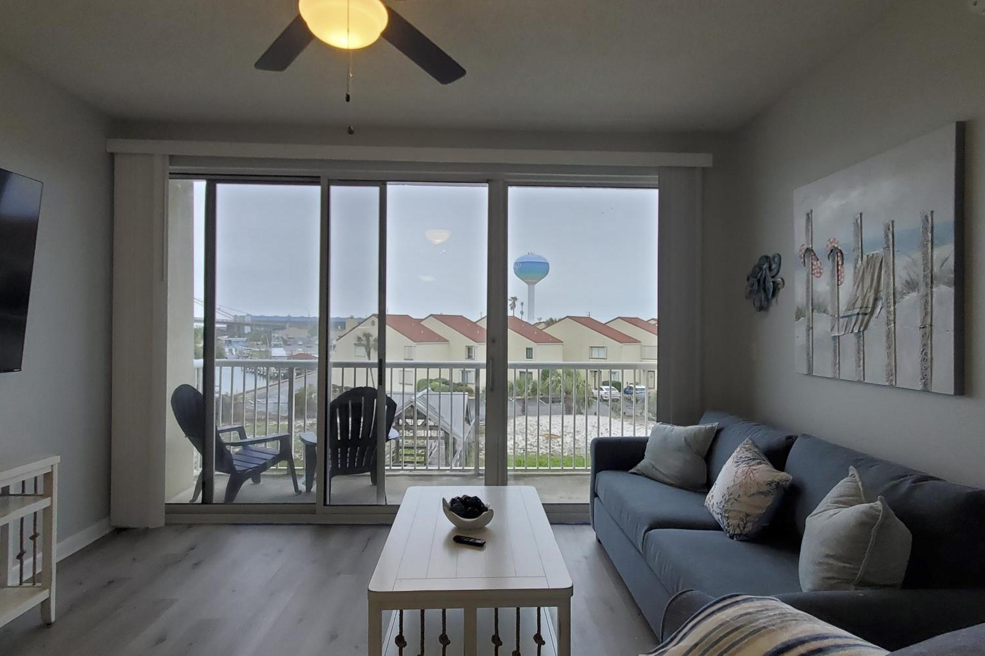 Palm Court Yacht Club 312-b - 2 Bed