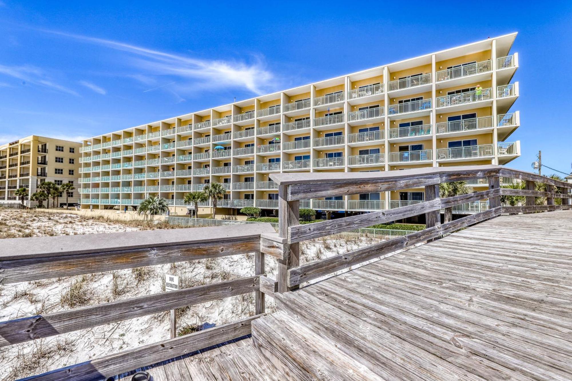 Pelican Isle 315 Apartment