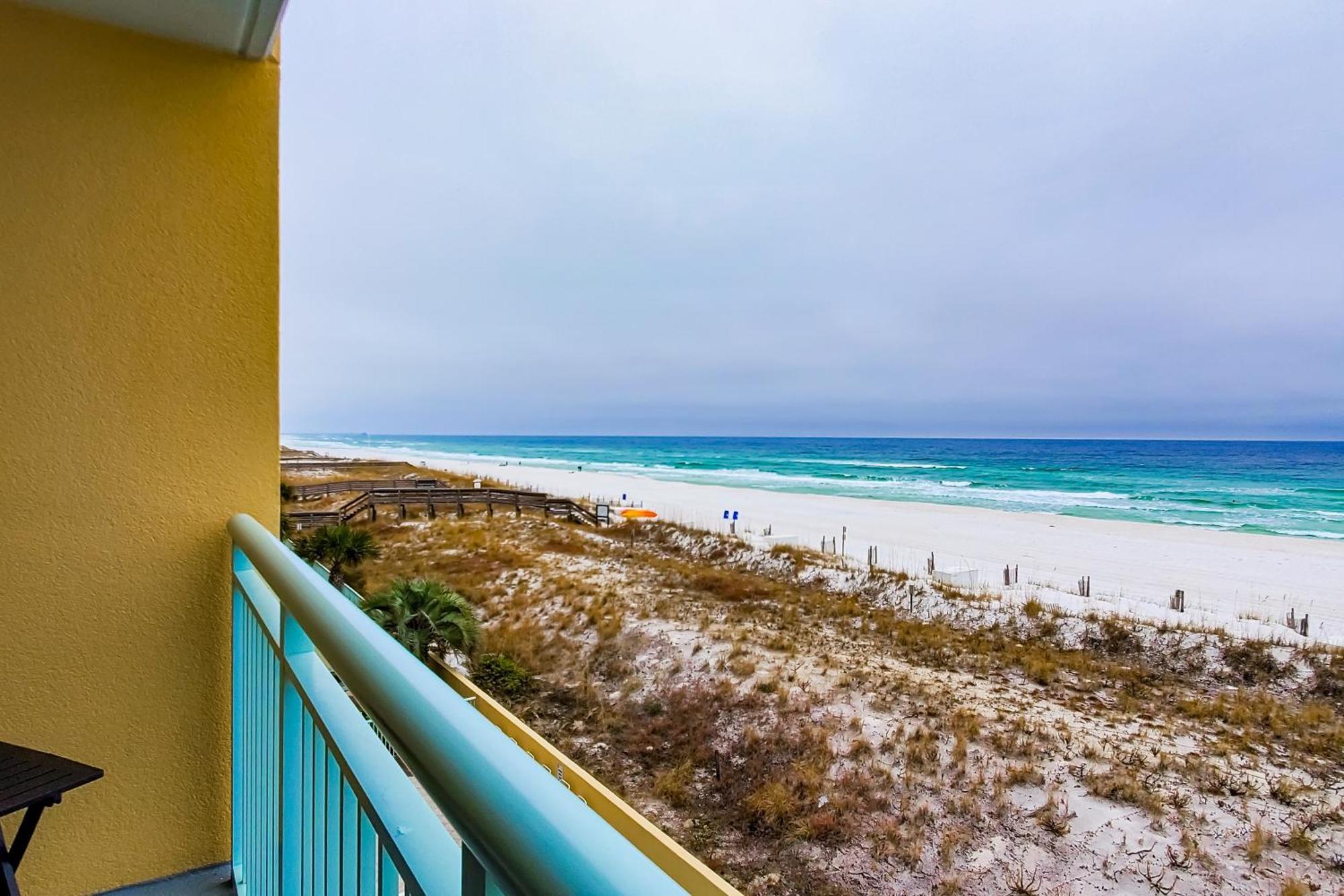 Pelican Isle 315 Apartment *