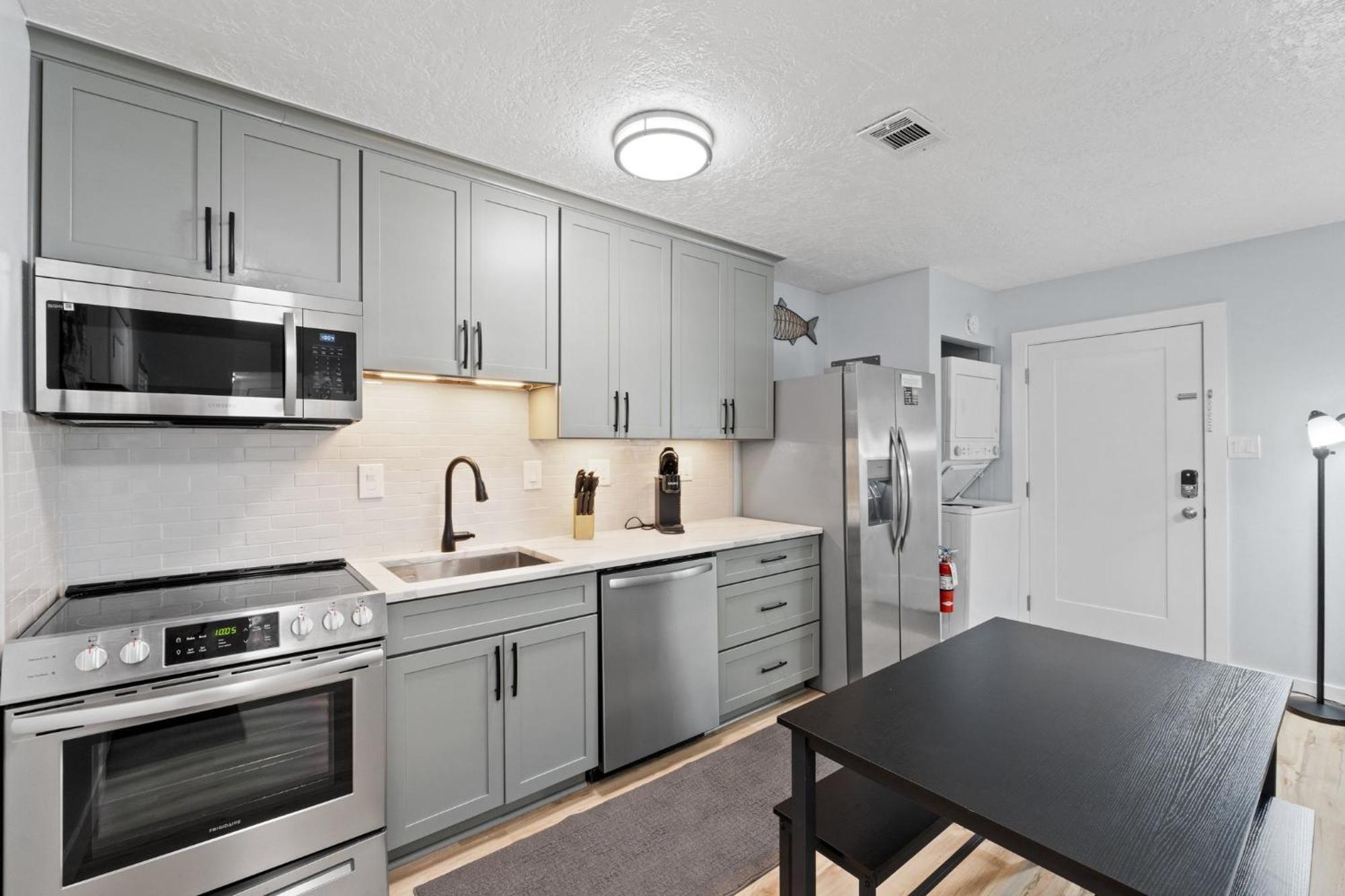 Holiday home New! Walk 6! Dog Friendly, Free Activities Included!