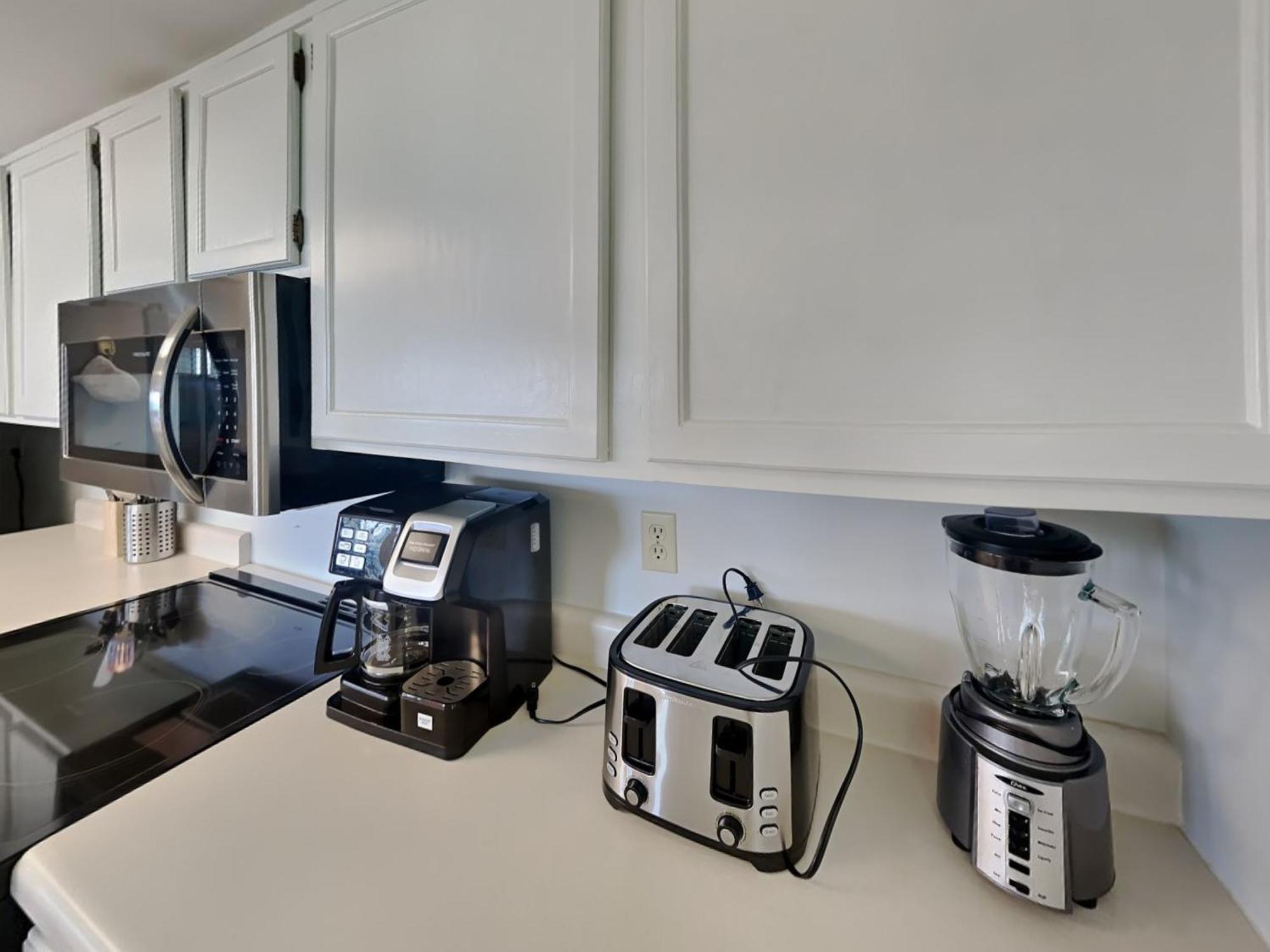 Surf Dweller 501 Apartment *