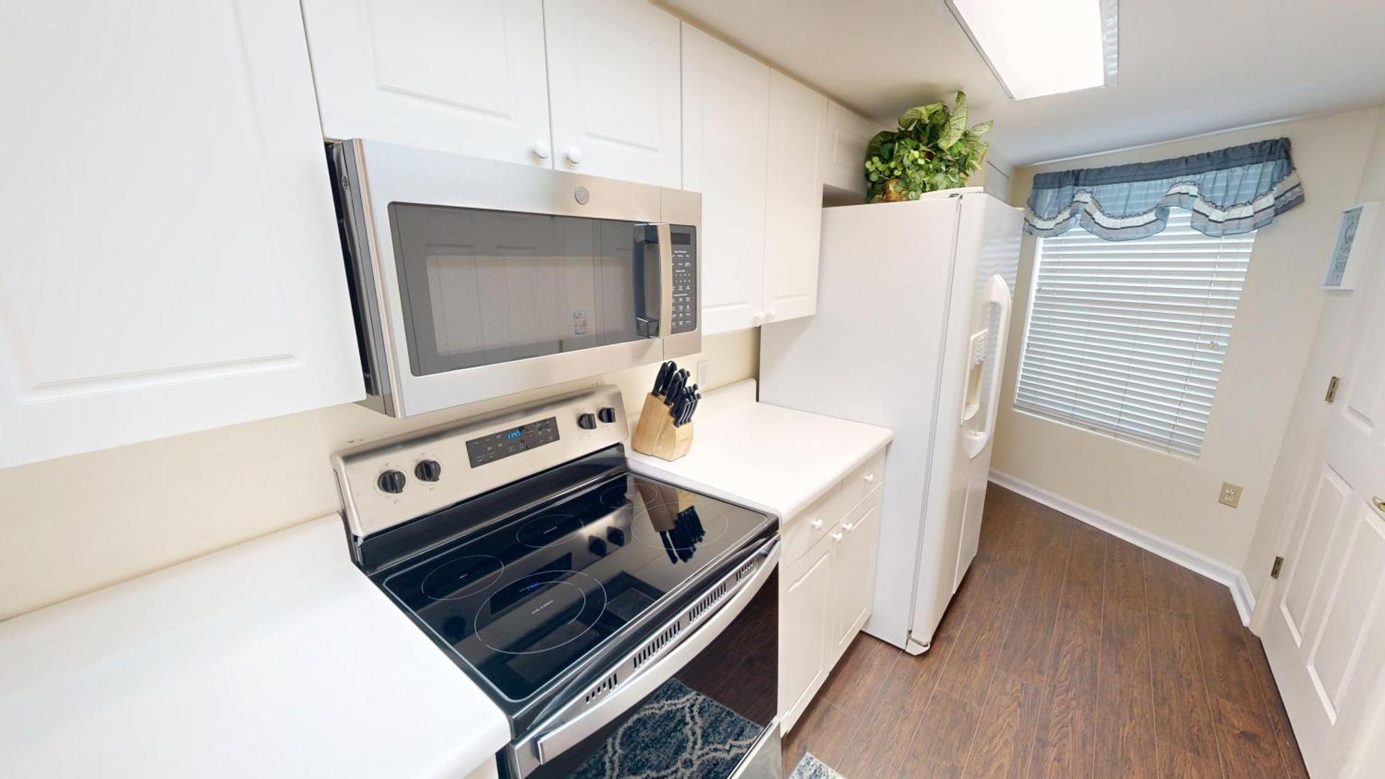 Seacrest 314- By Isle Apartment Fort Walton Beach