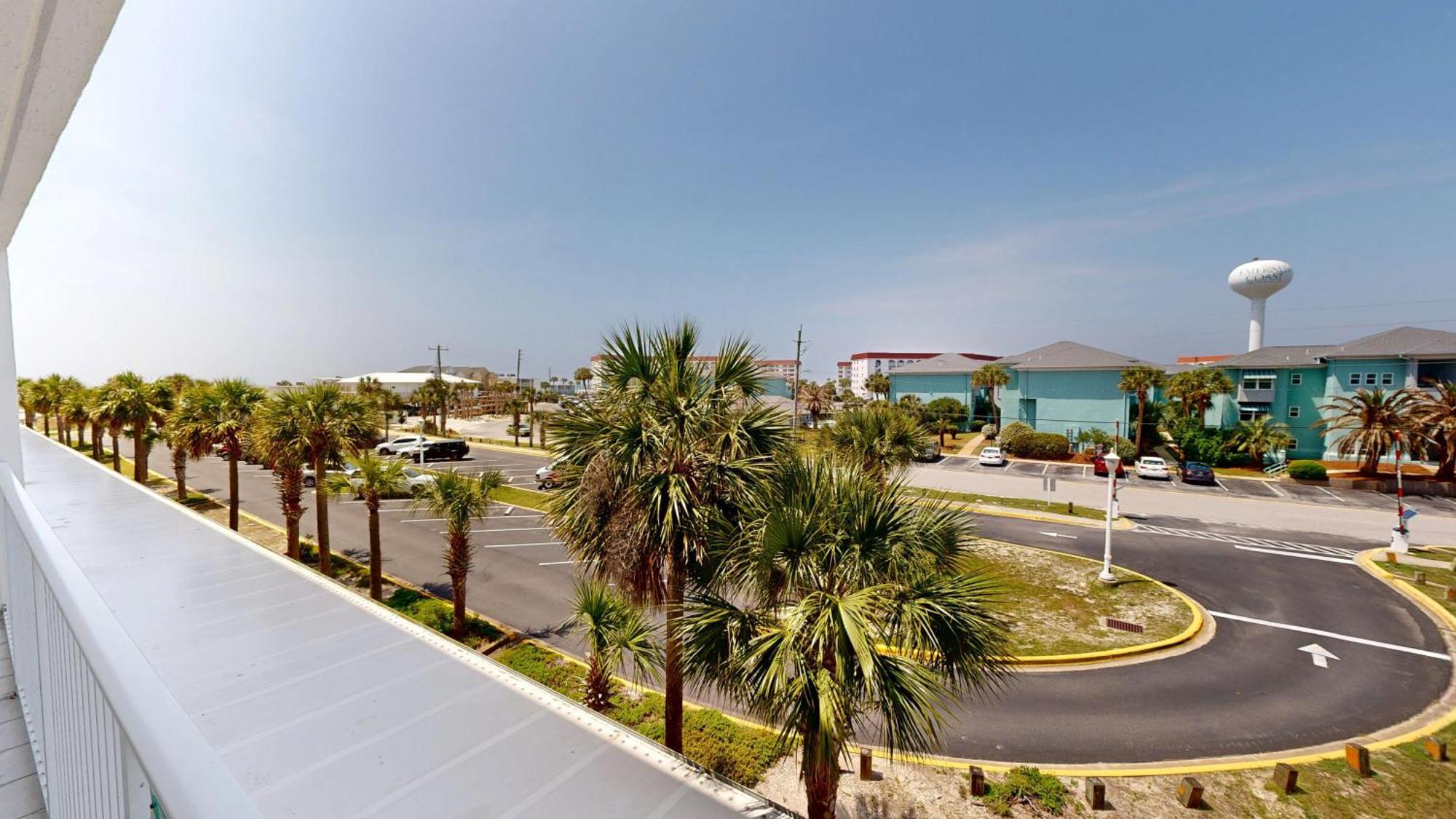 Apartment Seacrest 314- By Isle *