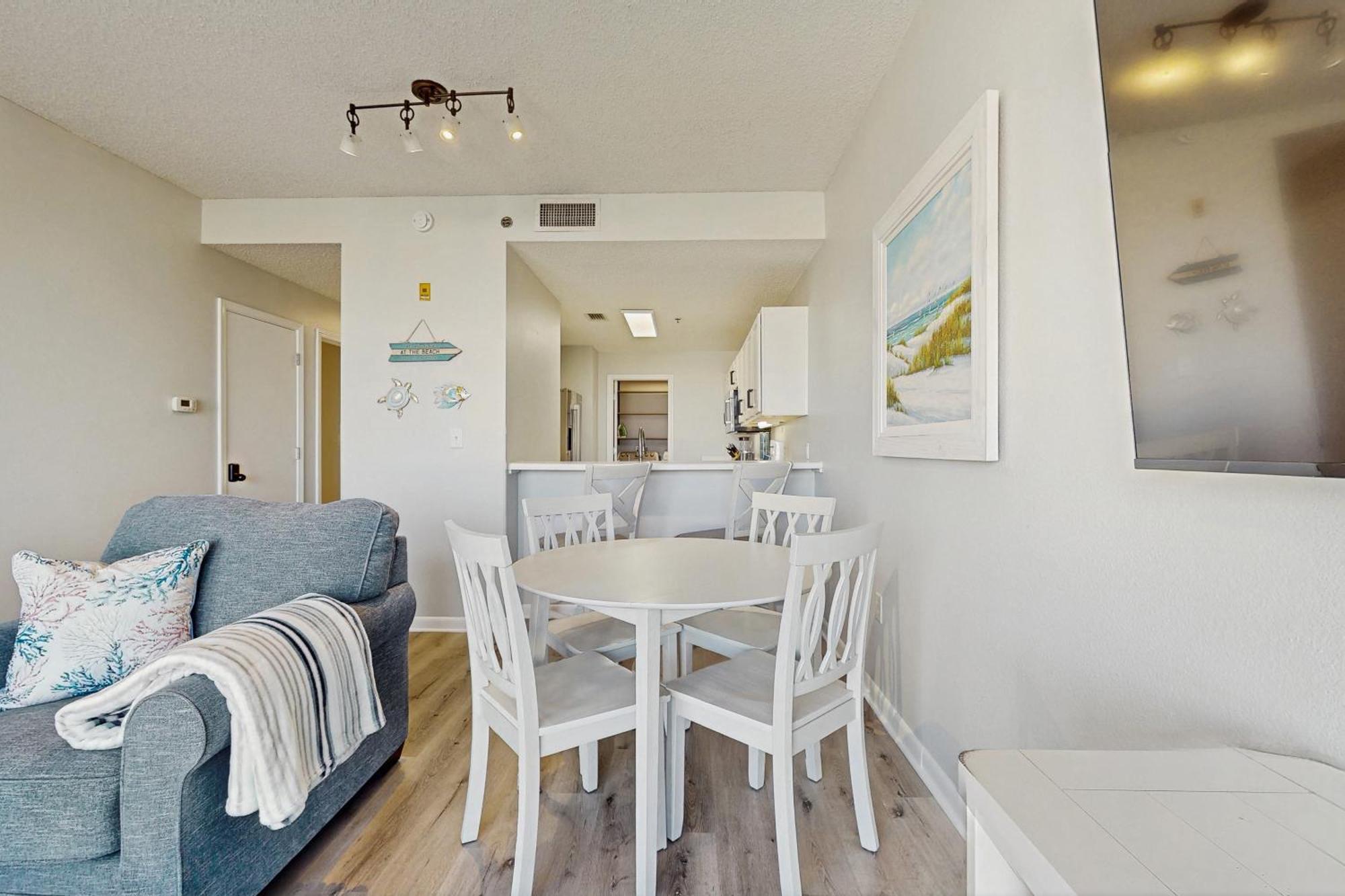 Palm Court Yacht Club 312-b - 2 Bed Apartment Fort Walton Beach