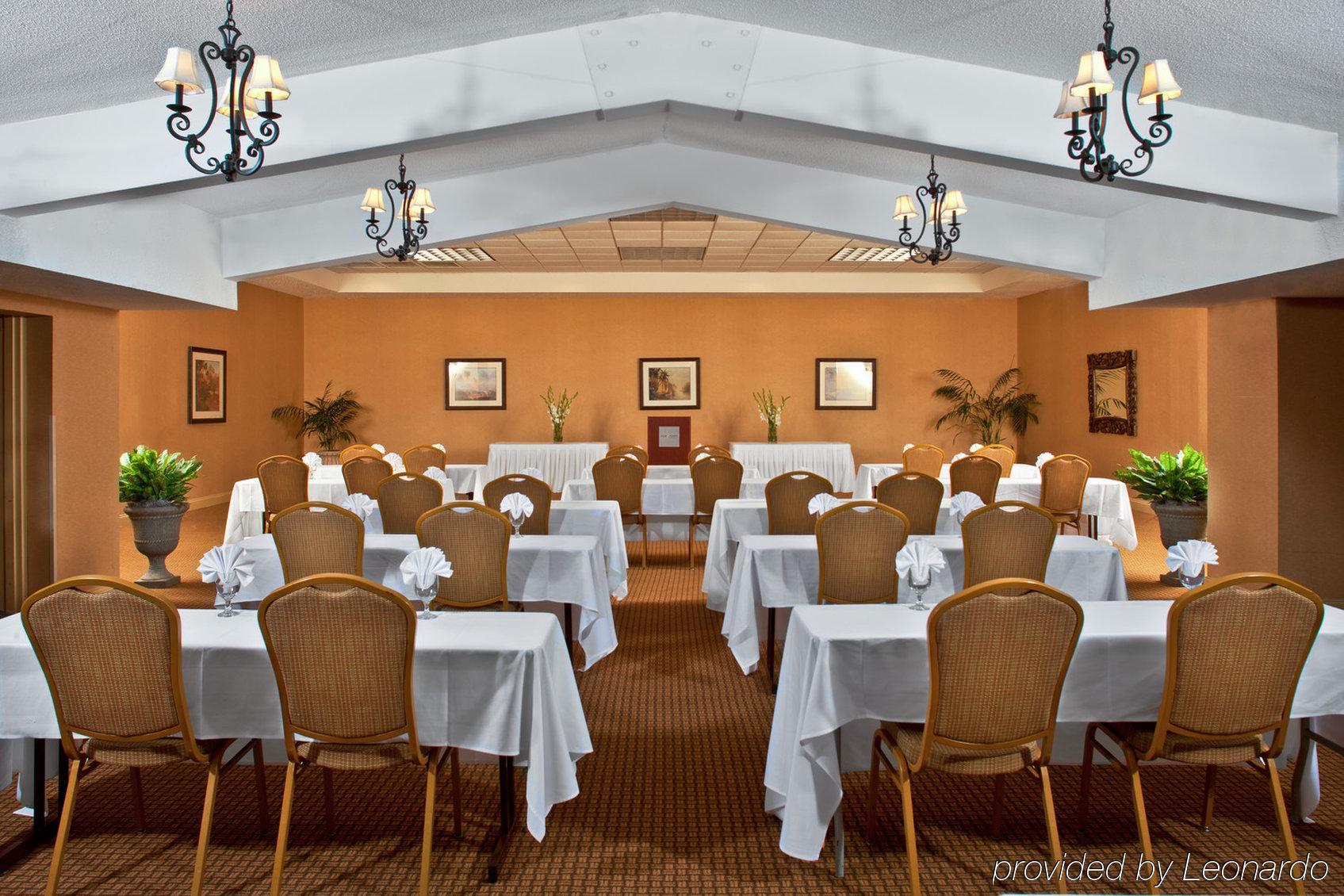 Four Points By Sheraton Destin - Walton Hotel