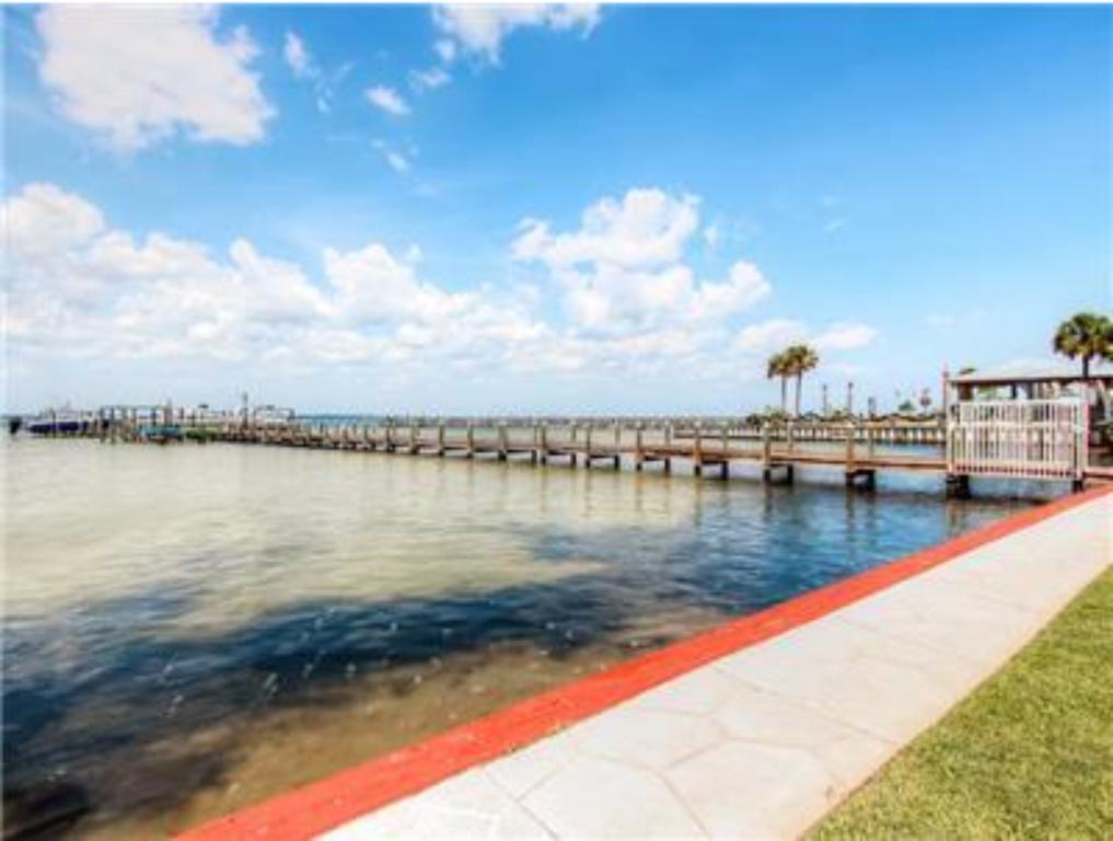Hermitage By The Bay 305 By Real Joy Vacations