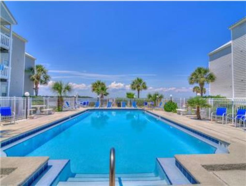 Hermitage By The Bay 305 By Real Joy Vacations Apartment