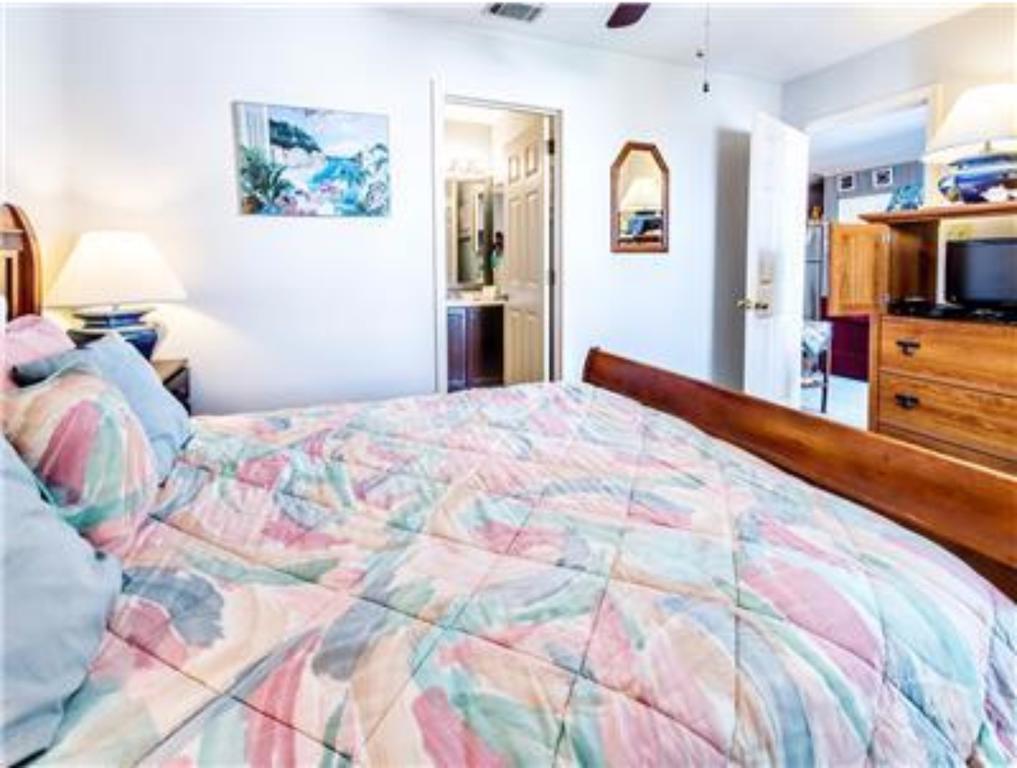 Hermitage By The Bay 305 By Real Joy Vacations