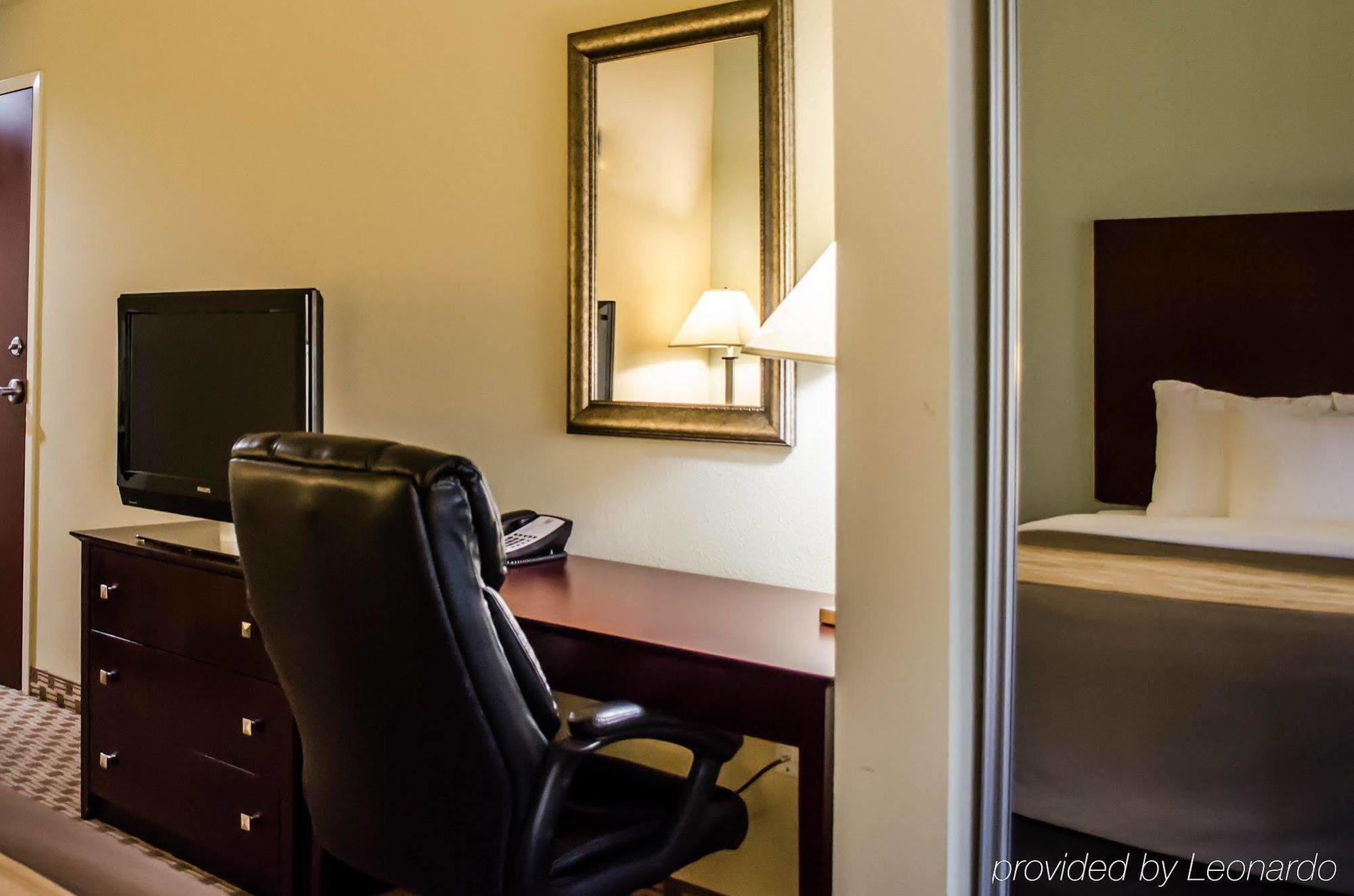 Hotel Comfort &