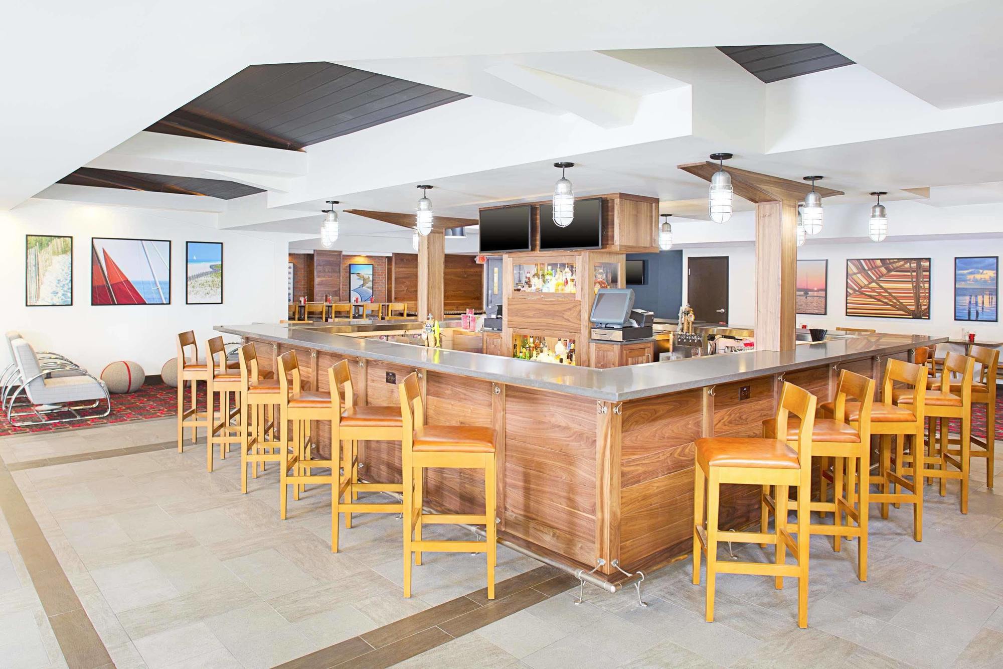 Four Points By Sheraton Destin - Walton Hotel