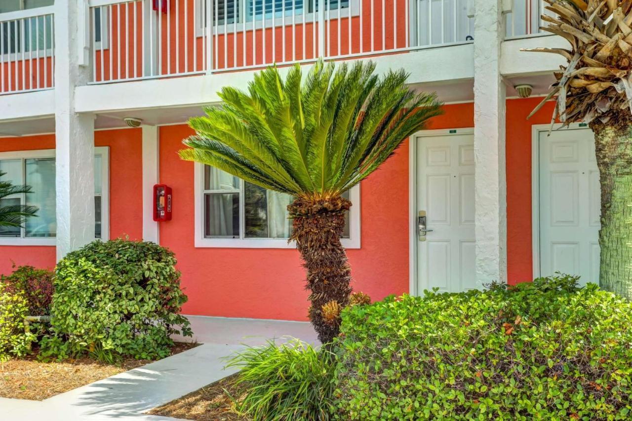 Tropical Isle #112 Holiday home Fort Walton Beach