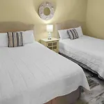 Smp 208 - Stunning 3 Bedroom Beachfront Condo!
