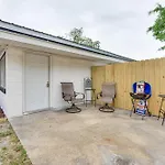 Fort Walton Beach Townhome Less Than 1 Mi To Downtown!