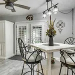 Fort Walton Beach Home With Pool 5 Mi To Beach!