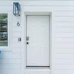 Beachfront Stay With Pool Access Bluefish 6