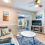 Fort Walton Beach Bungalow With Private Hot Tub!