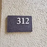 Palm Court Yacht Club 312 - Master