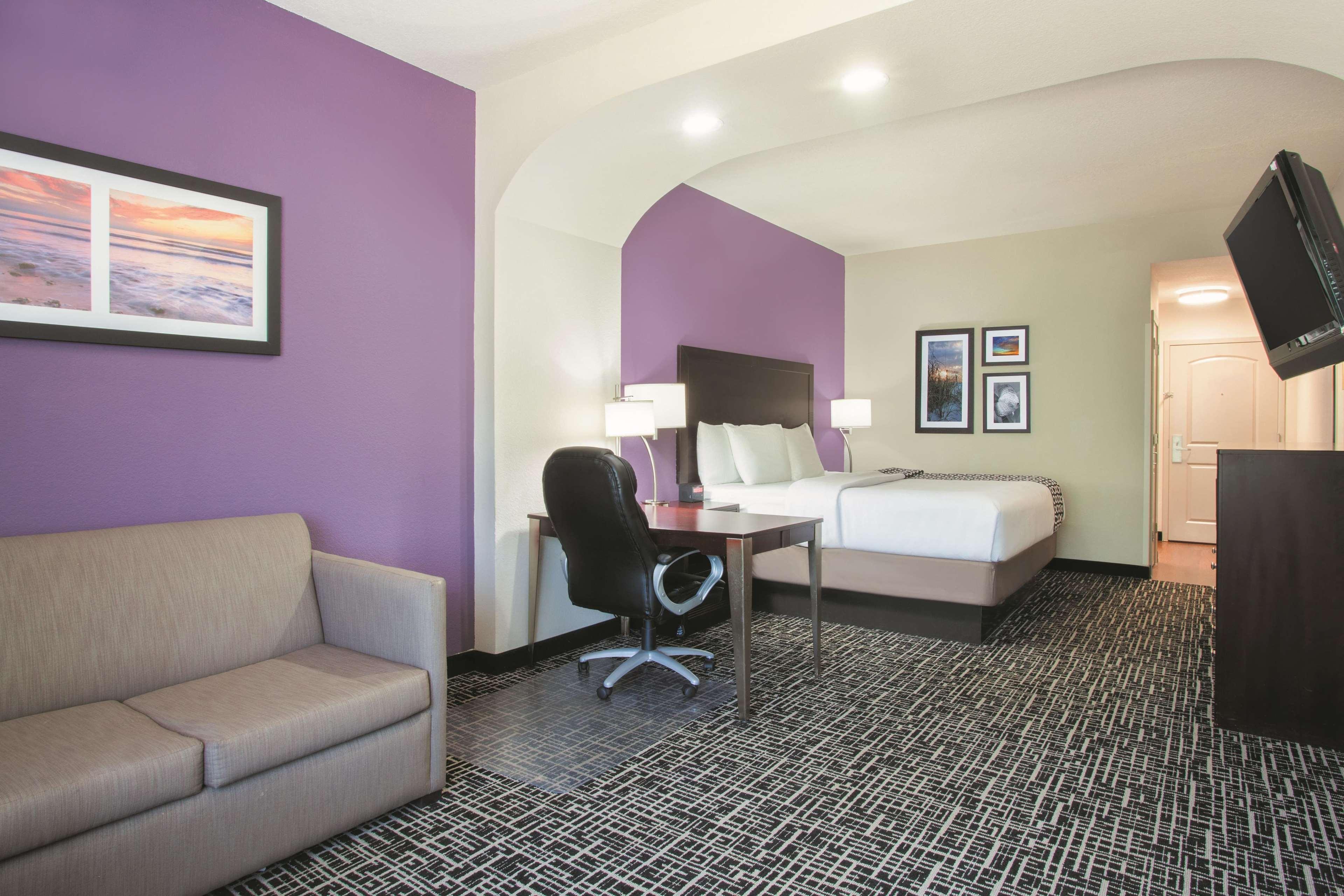 La Quinta By Wyndham Walton