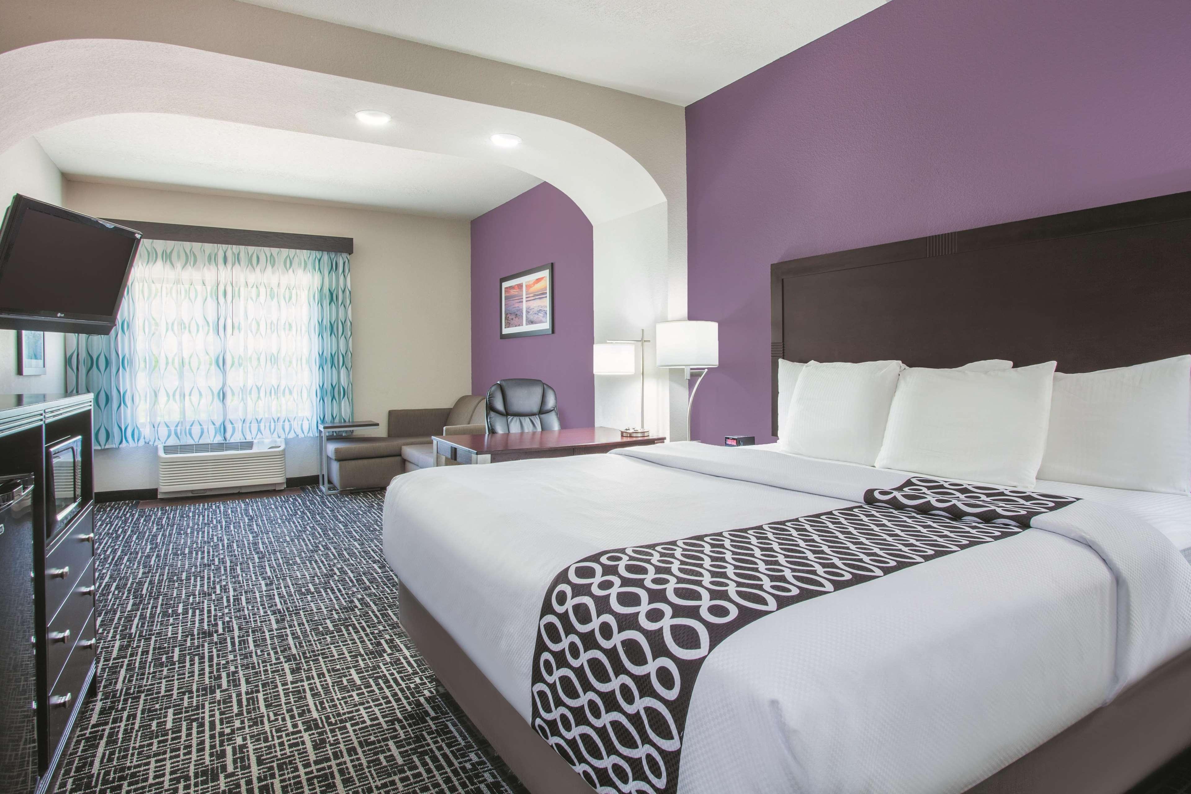 Hotel La Quinta By Wyndham Walton