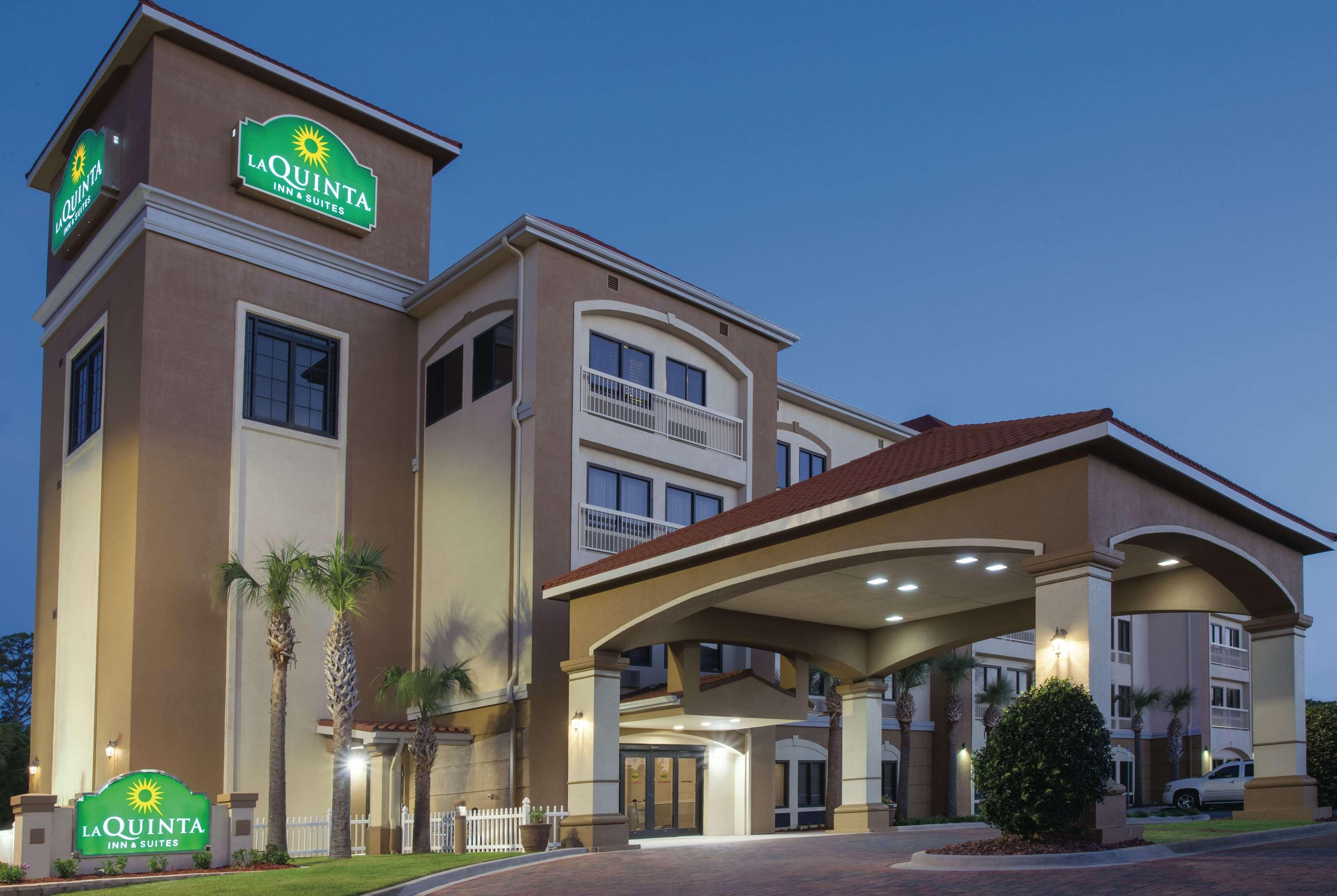 La Quinta By Wyndham Walton