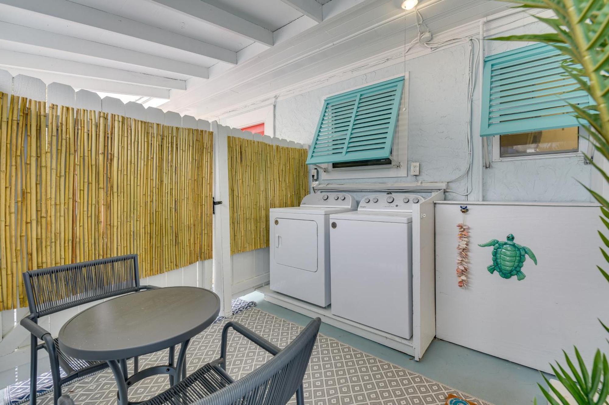 Apartment Walton With Private Hot Tub!