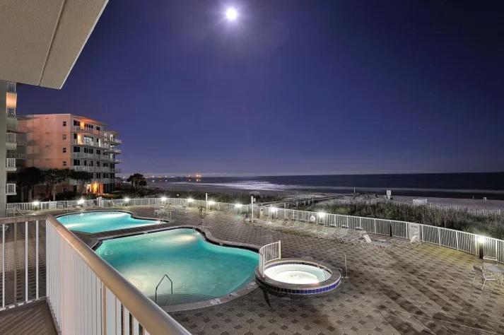 Smp 208 - Stunning 3 Bedroom Beachfront Condo! Holiday home Fort Walton Beach