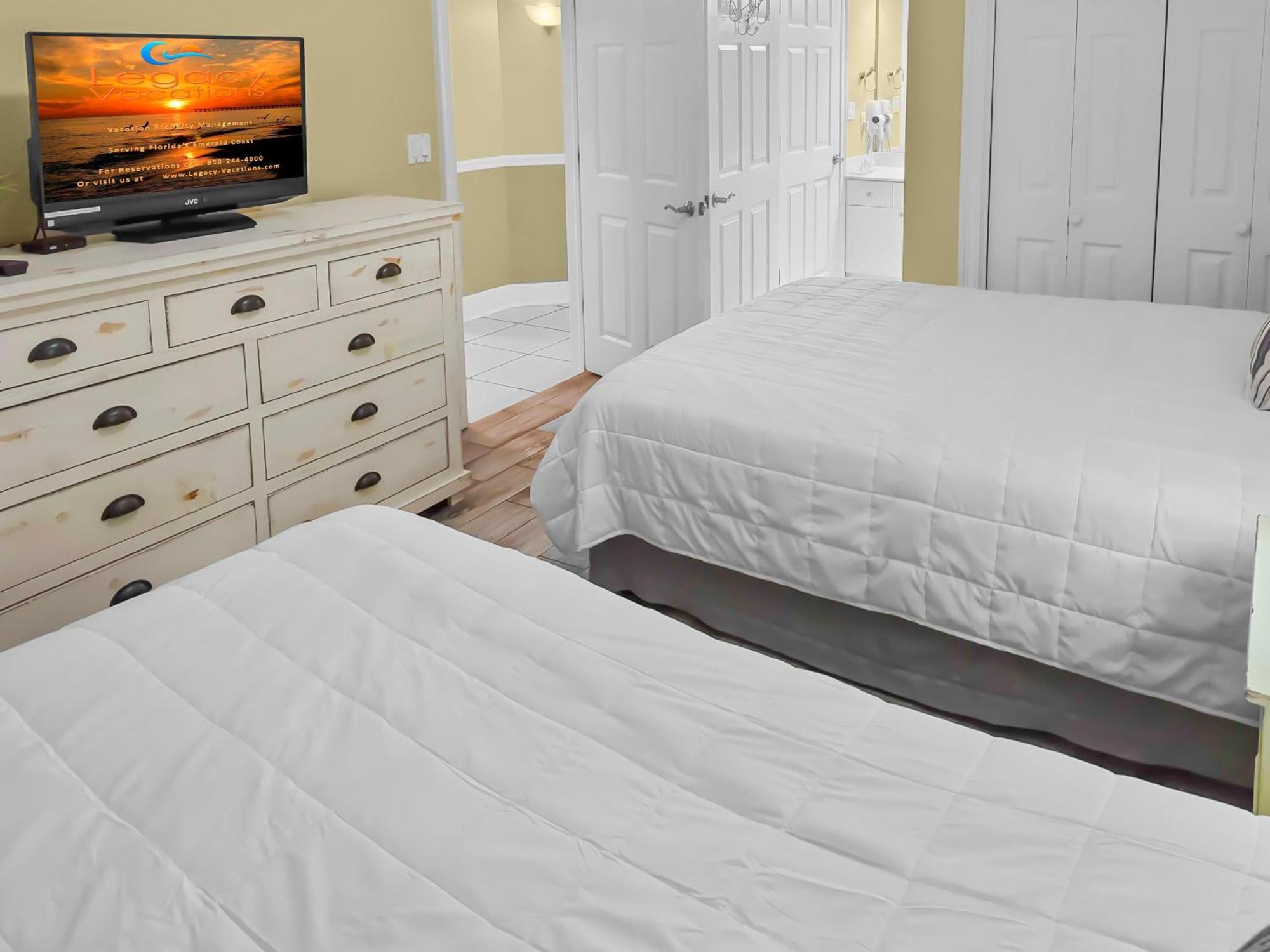 Holiday home Smp 208 - Stunning 3 Bedroom Beachfront Condo! *