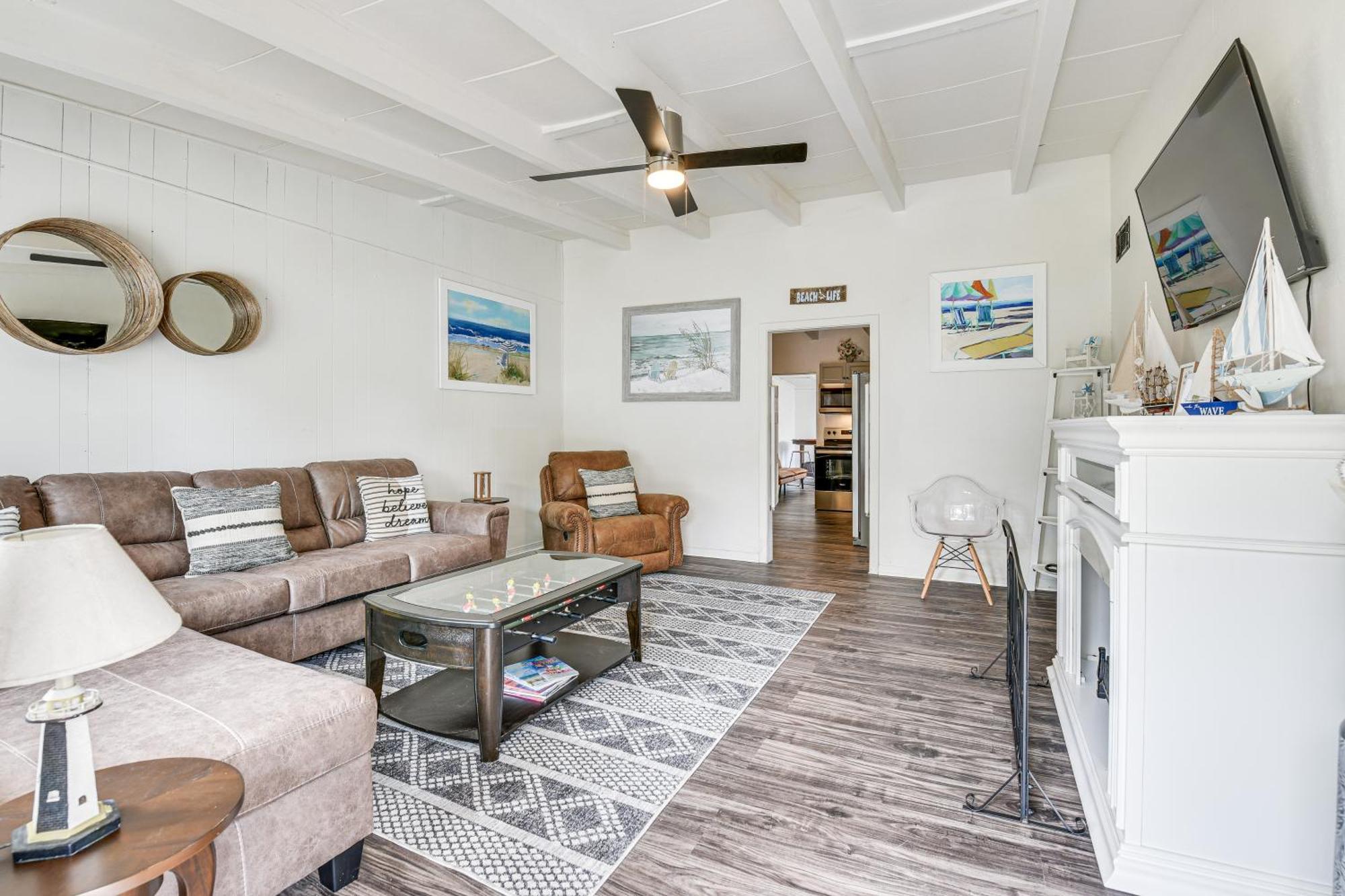 Walton Townhome Less Than 1 Mi To Downtown! Holiday home