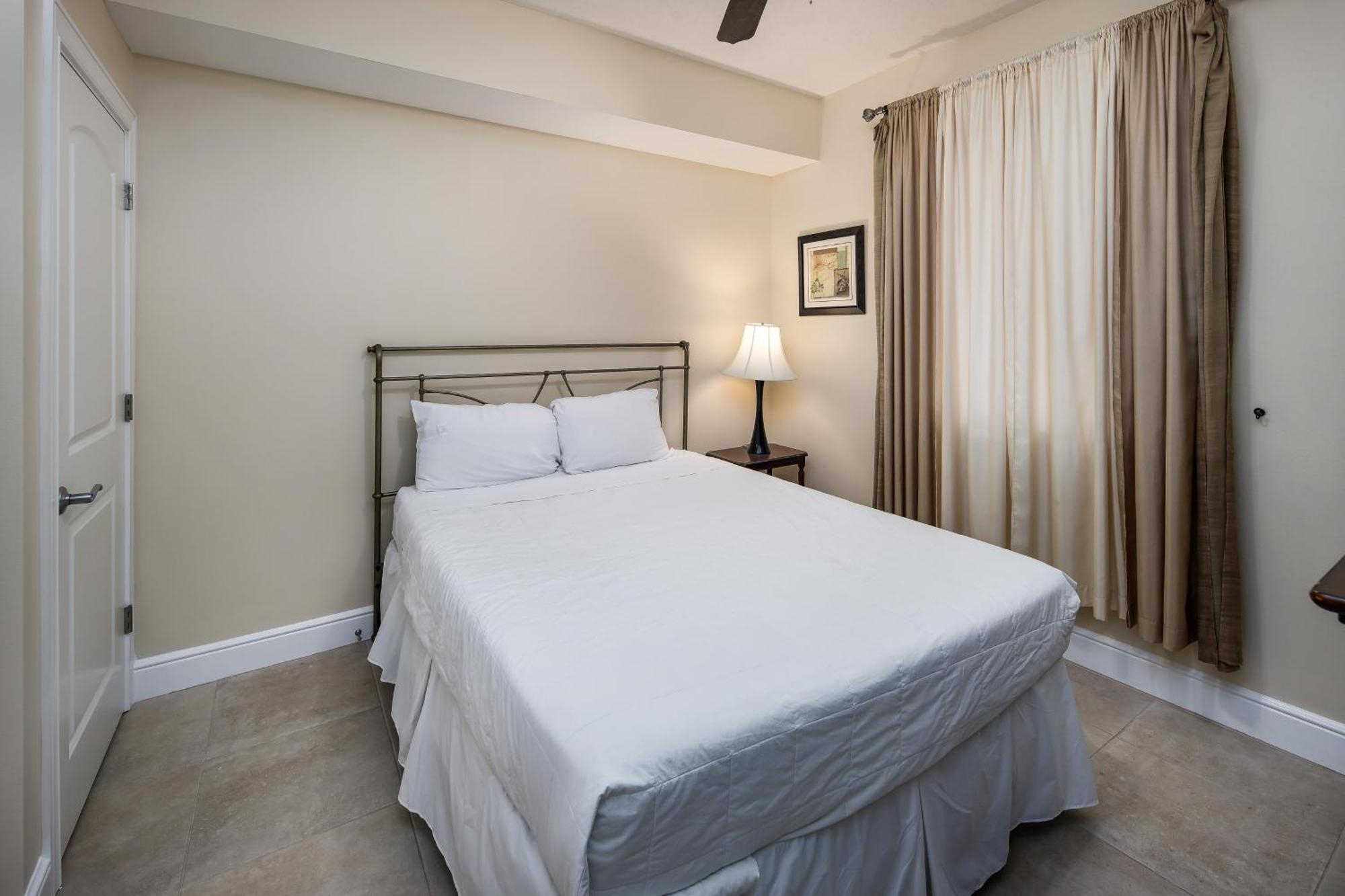Azure 504 Apartment *