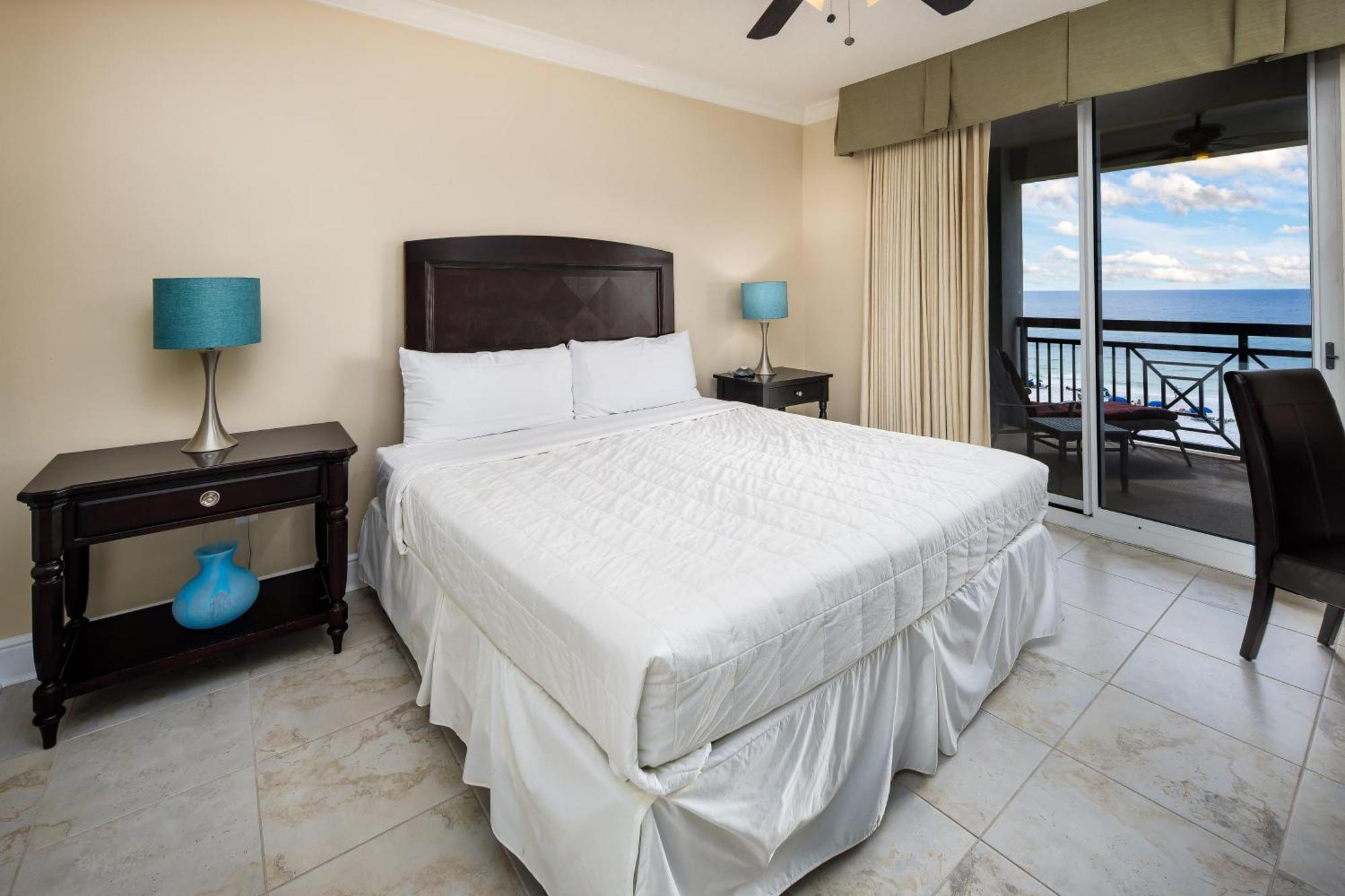 Apartment Azure 504 *