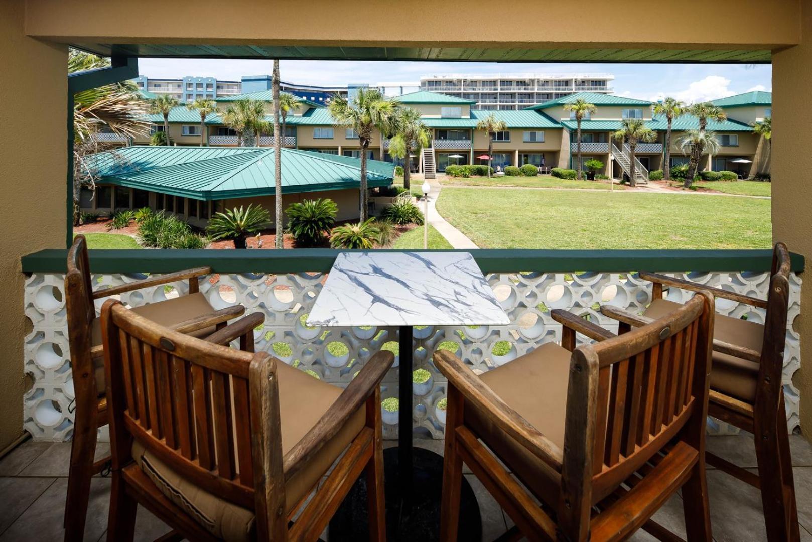 Seaspray 106d * Fort Walton Beach