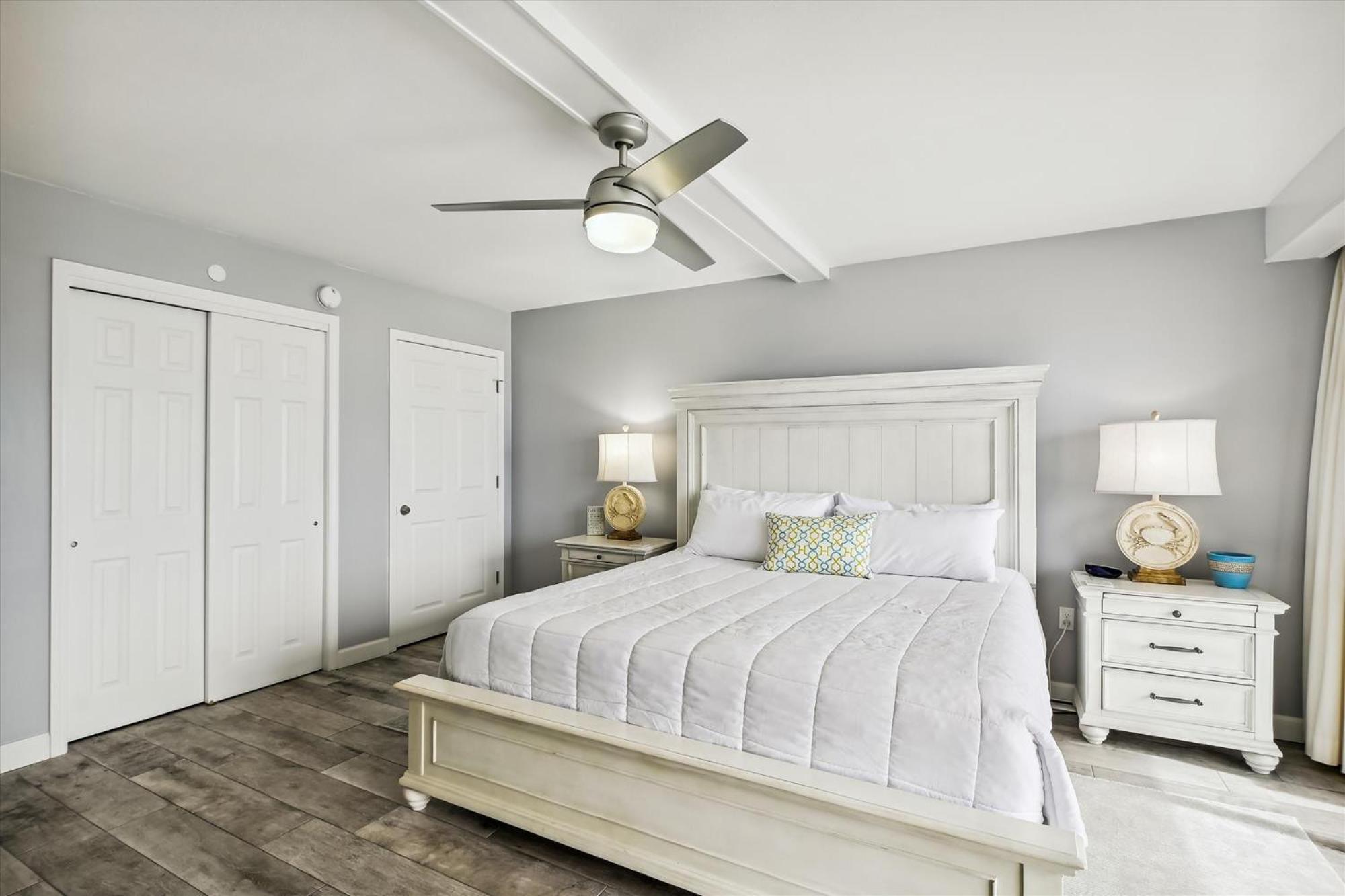 Surf Dweller 610- By Isle Apartment Fort Walton Beach